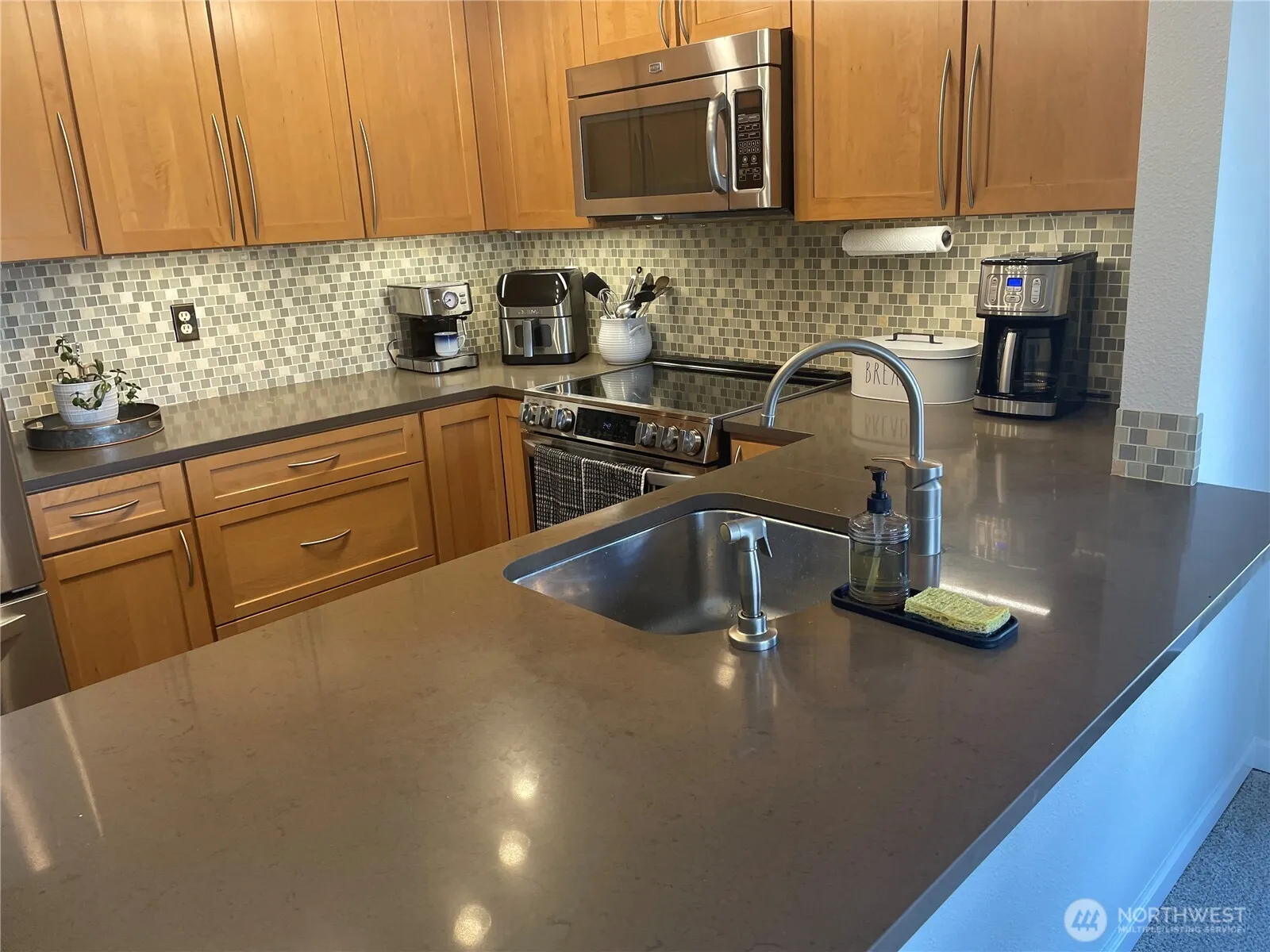 Property photo for 4000 24th Avenue W #202, Seattle photo 5