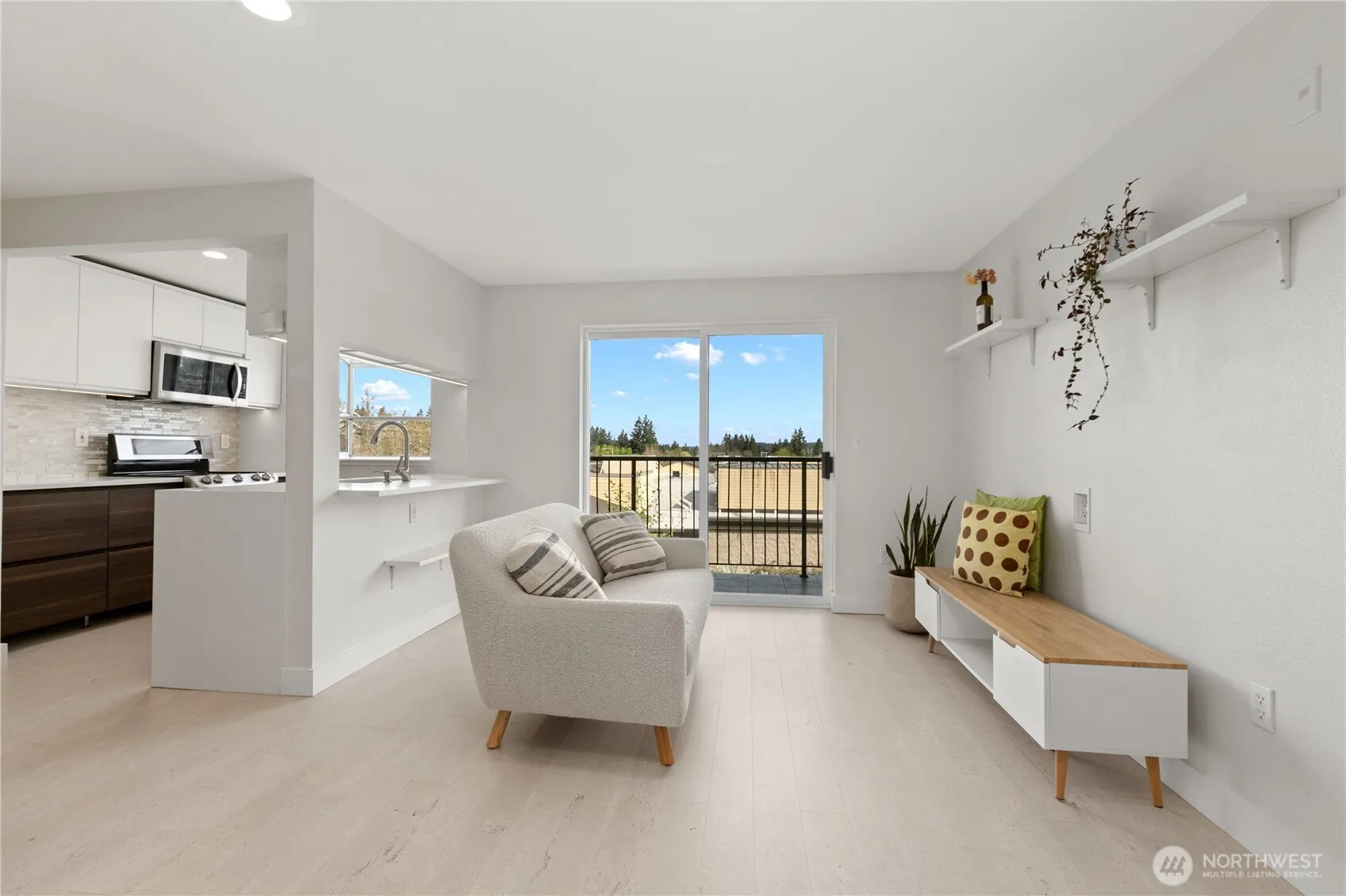 Property photo for 12056 15th Avenue Ne #404, Seattle photo 4