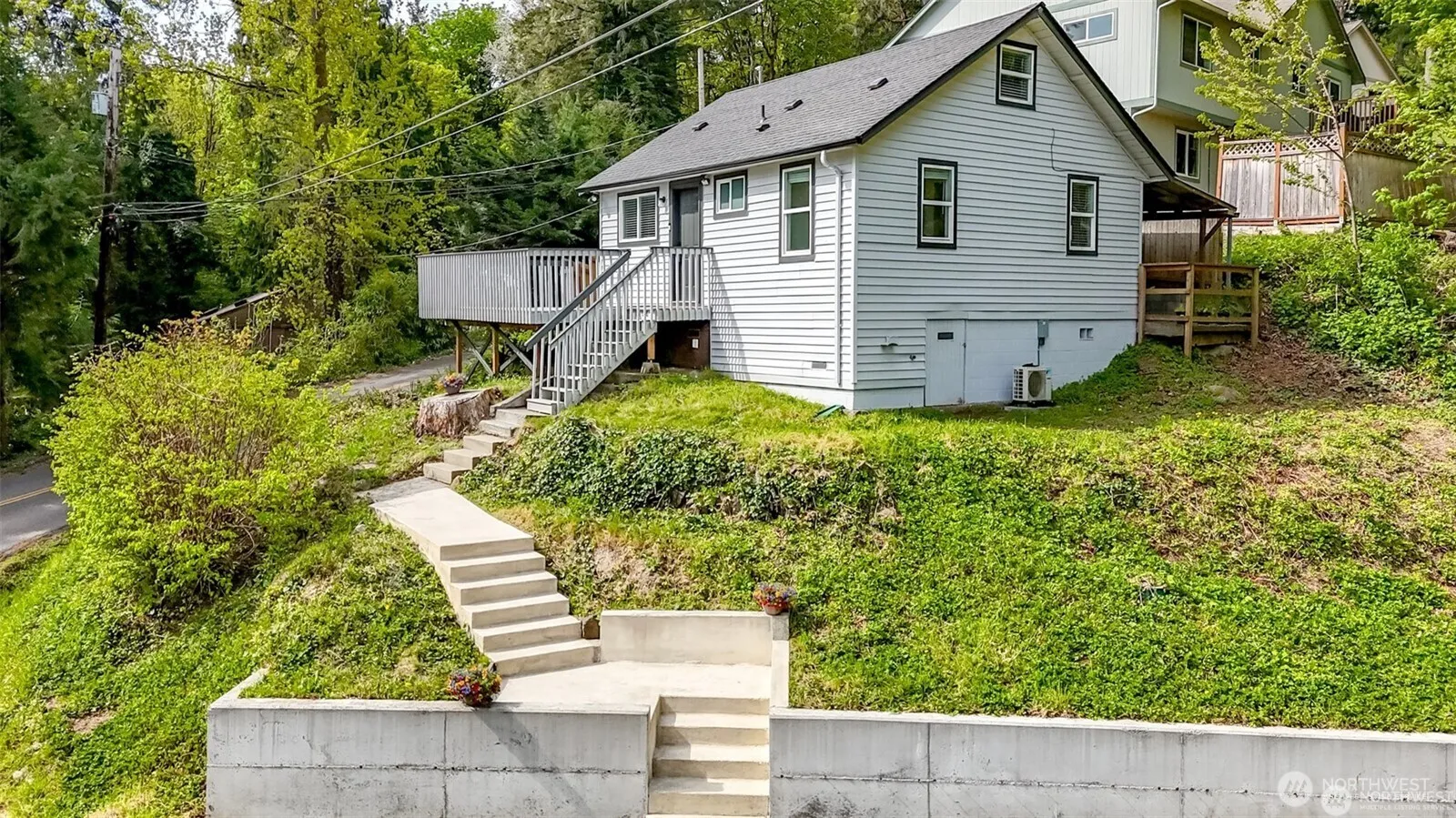 Property photo for 1408 Price Rd, Bremerton