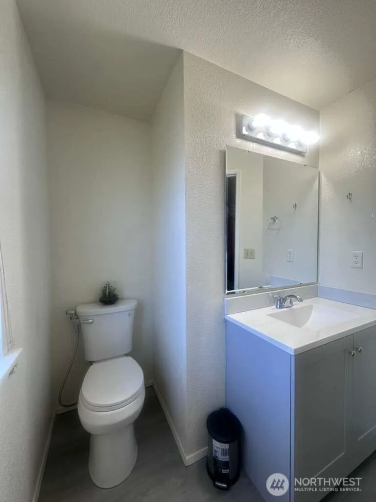 Property photo for 309 White River Drive, Pacific photo 5