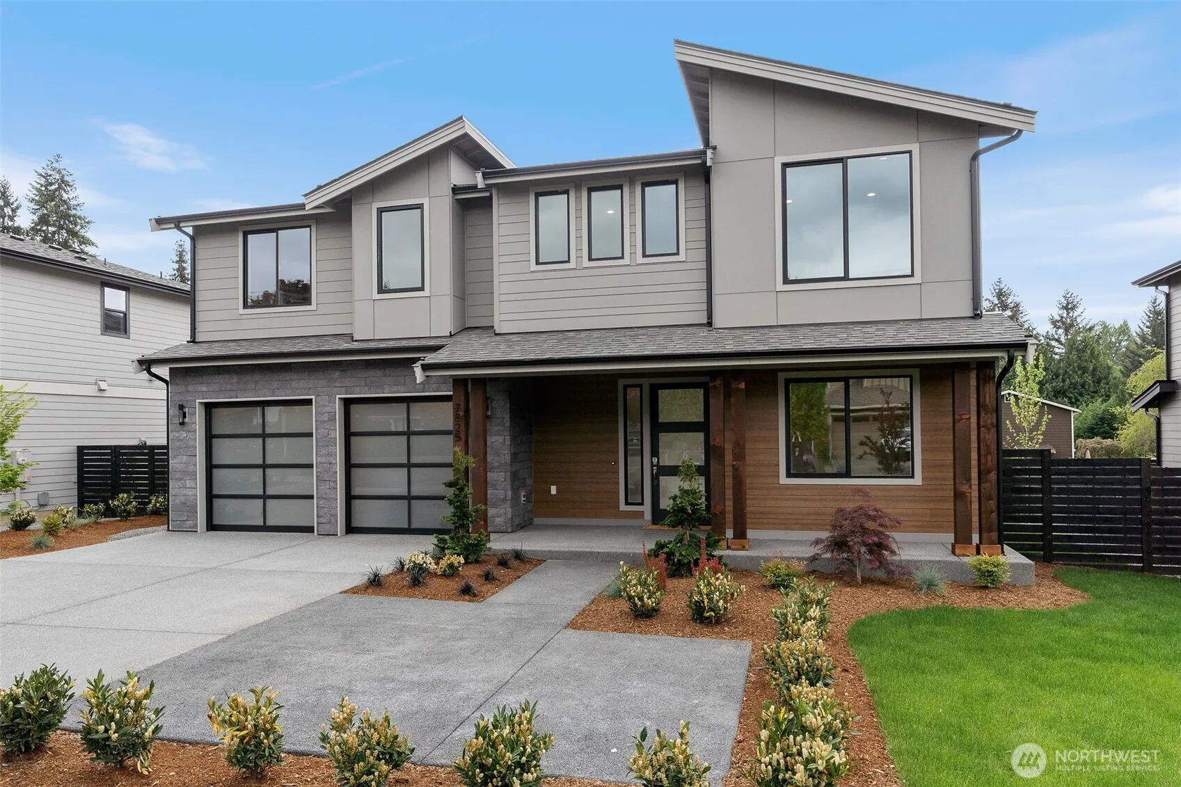 Property photo for 7825 Ne 143rd Street, Kirkland