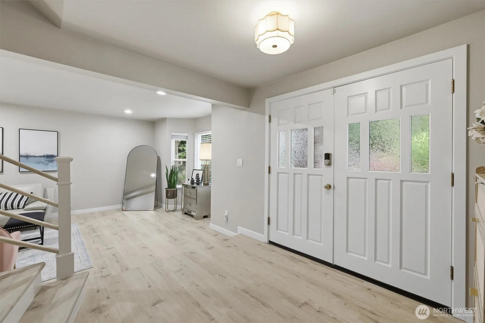 Property photo for 8410 Zircon Drive Sw, Lakewood photo 4