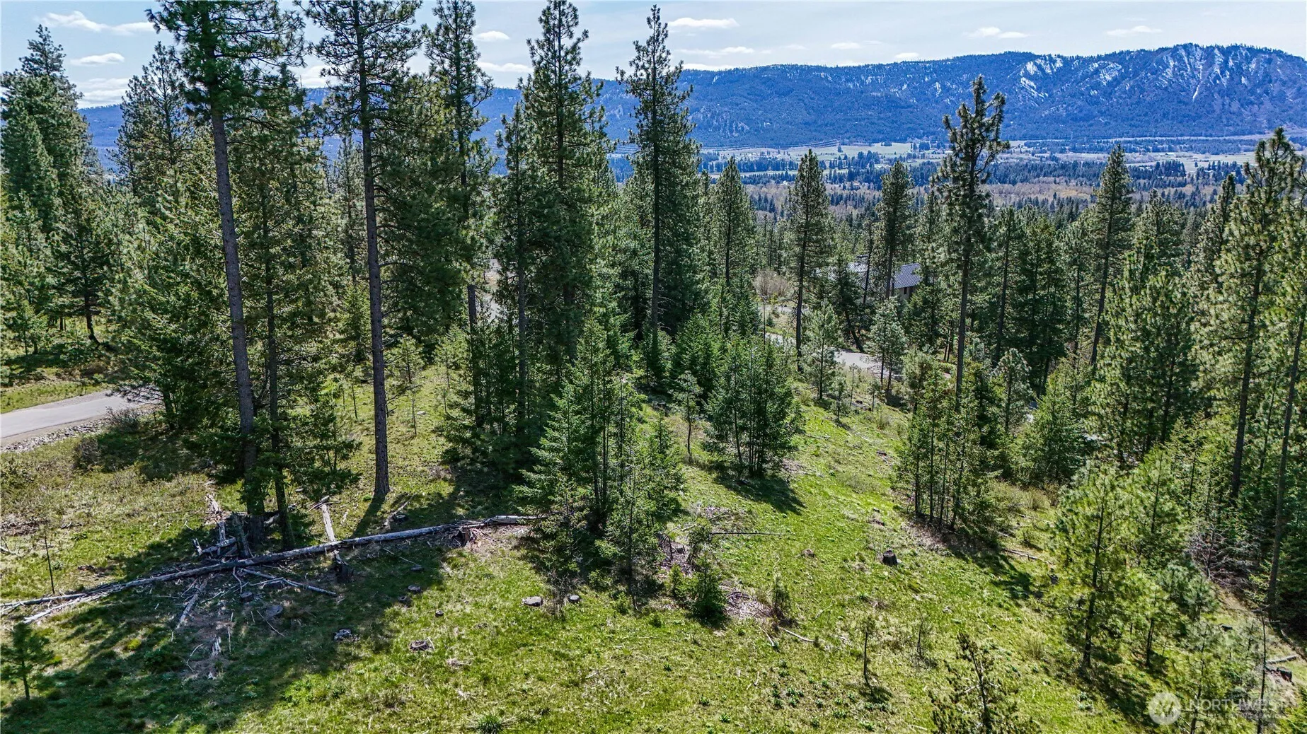 Property photo for 1631 Creekside Road, Cle Elum photo 4