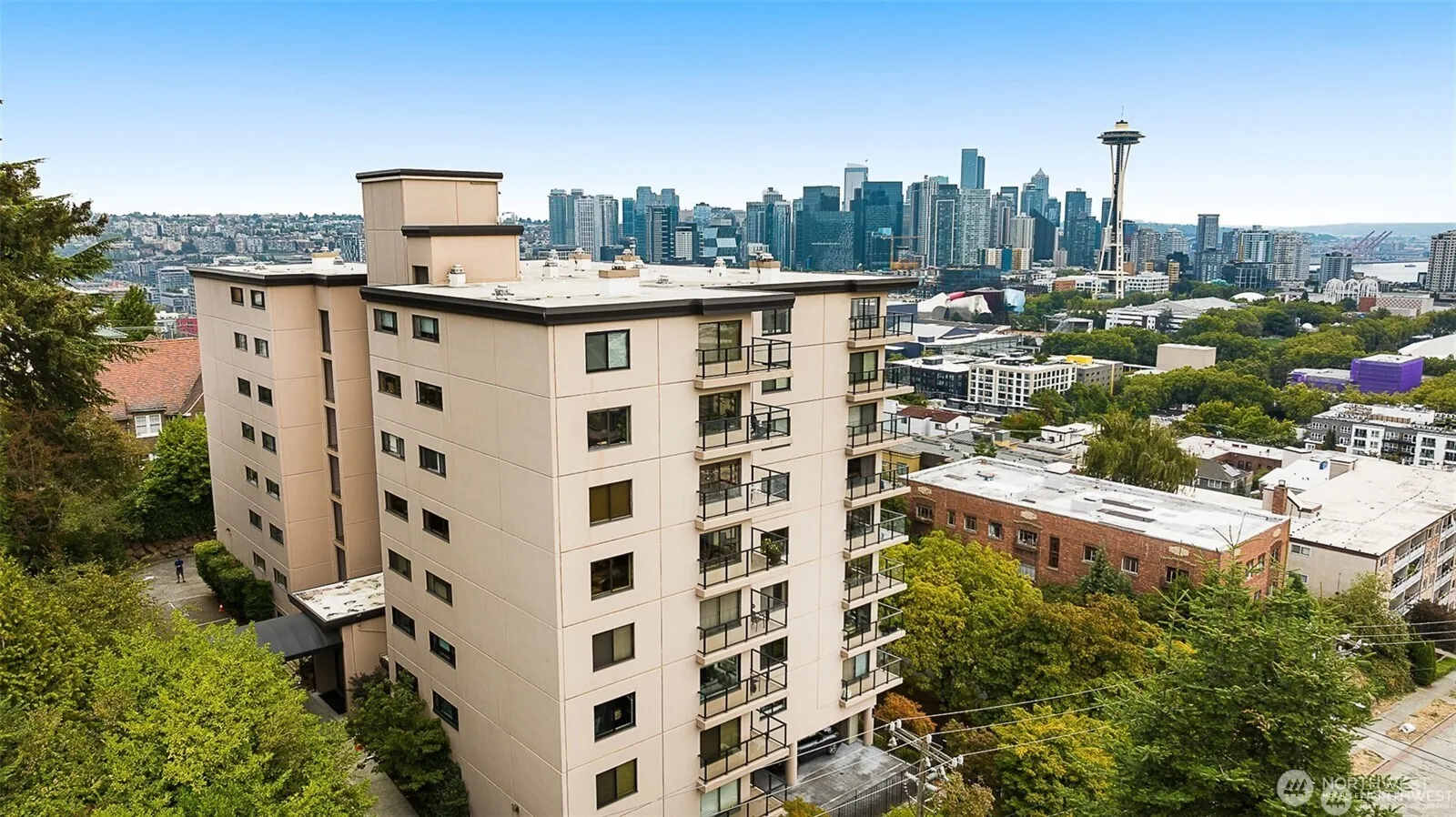 Property photo for 100 Ward Street #104, Seattle photo 2
