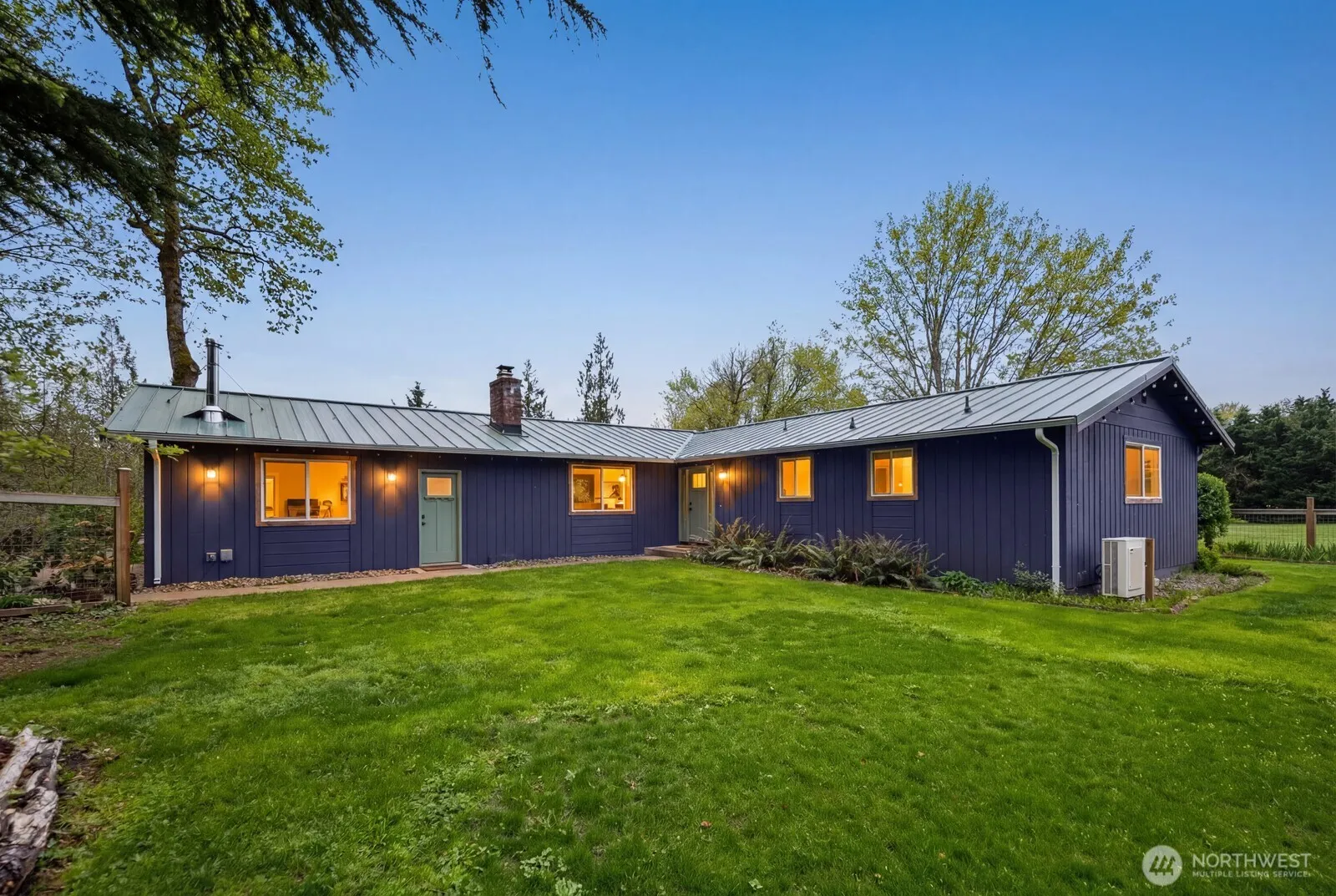 Property photo for 36631 Se Fall City Snoqualmie Road, Fall City photo 2