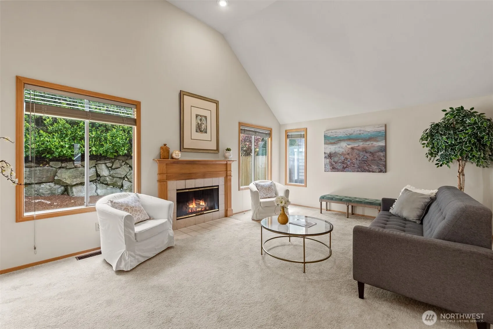 Property photo for 25542 Se 41st Court, Sammamish photo 2