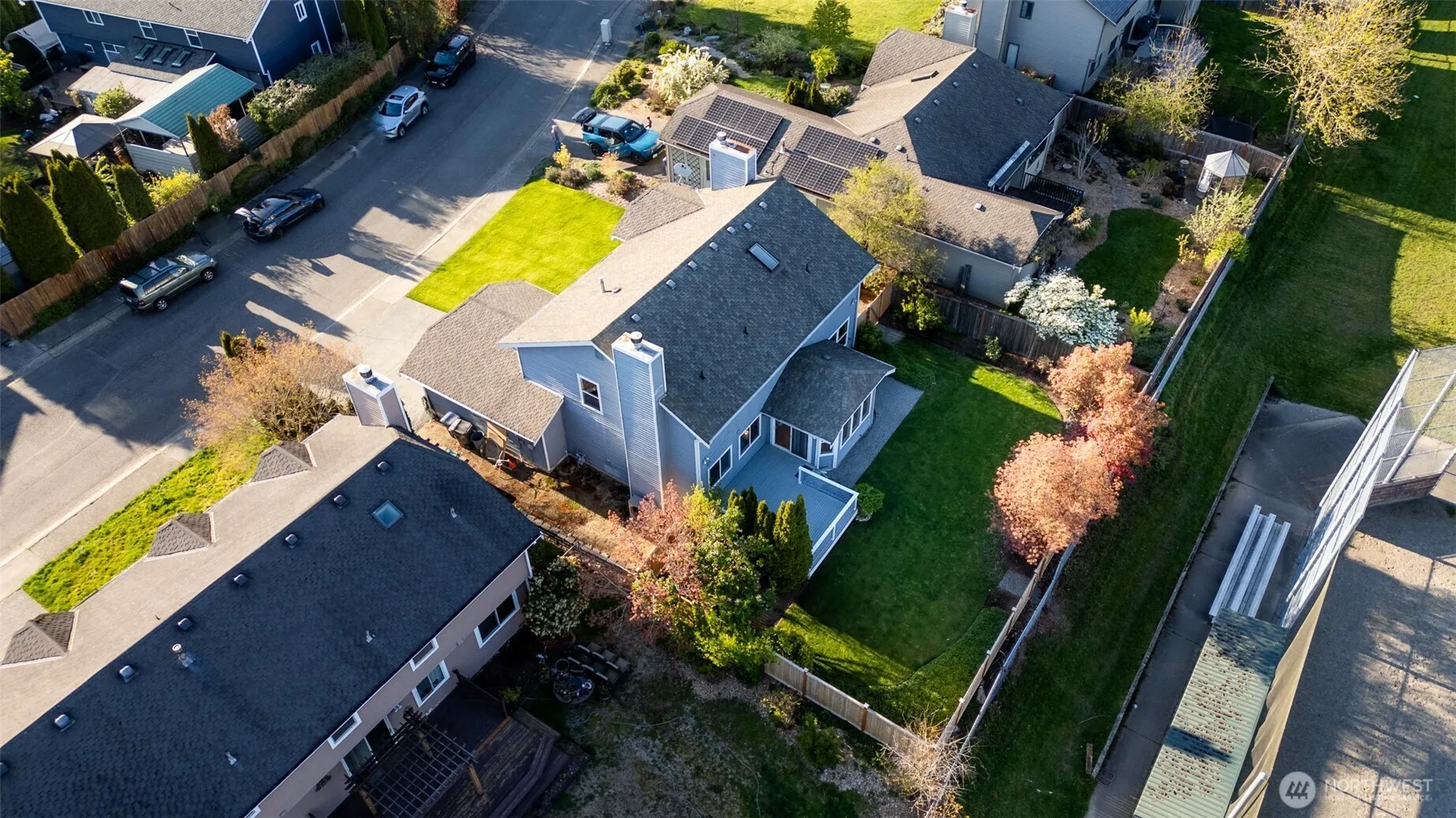 Property photo for 14114 129th Avenue Ne, Kirkland photo 2