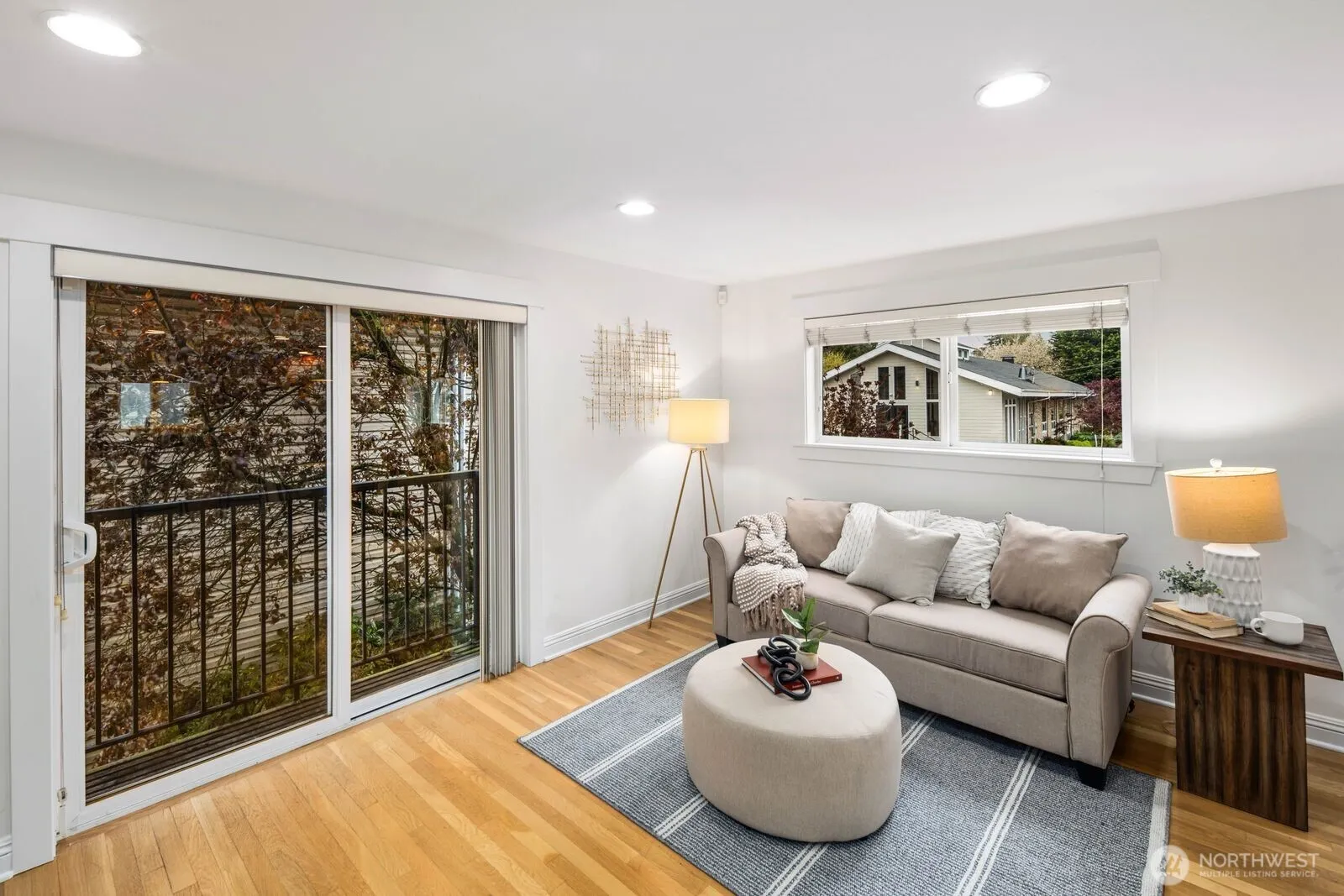 Property photo for 337 N 105th Street #a, Seattle photo 4