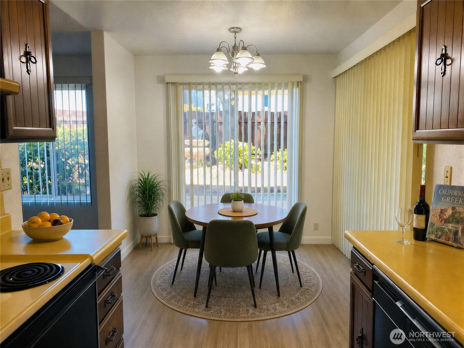 Property photo for 8848 Interlake Avenue N, Seattle photo 2