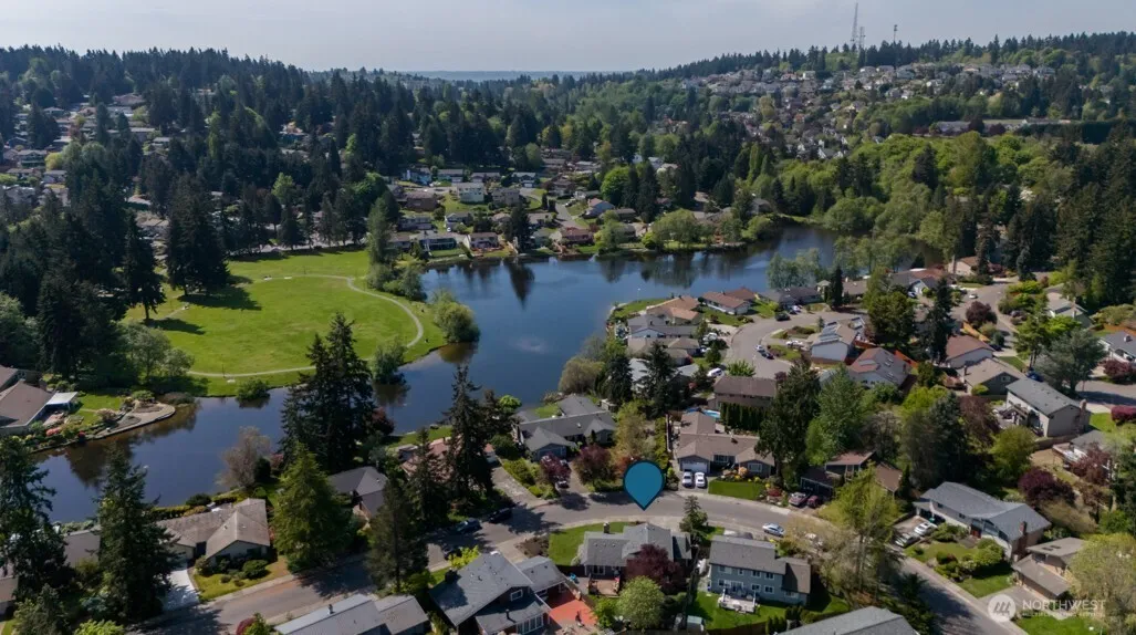 Property photo for 4144 Sw 322nd Street, Federal Way photo 2