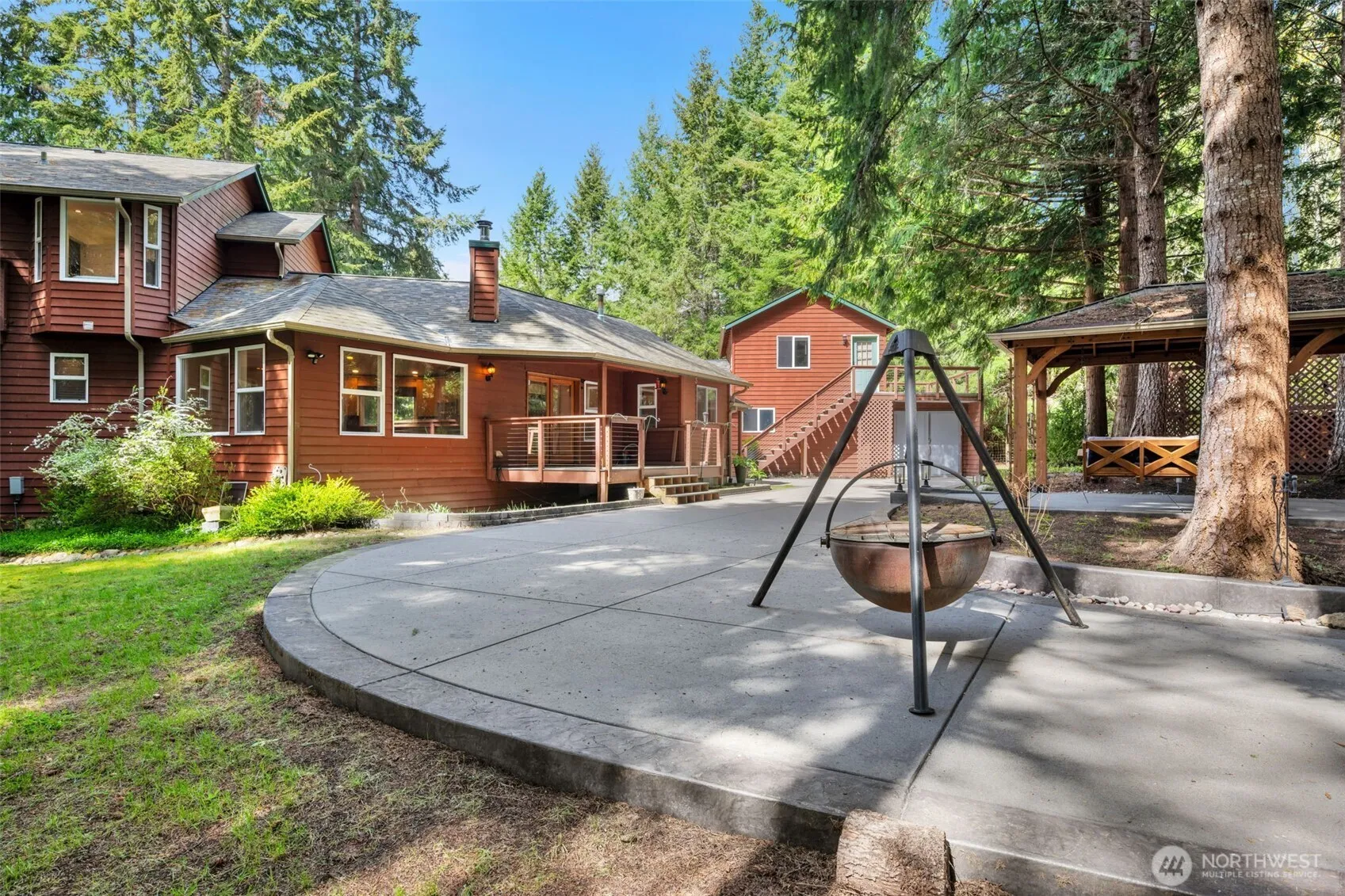 Property photo for 1038 Ne Blue Ridge Drive, Poulsbo photo 2