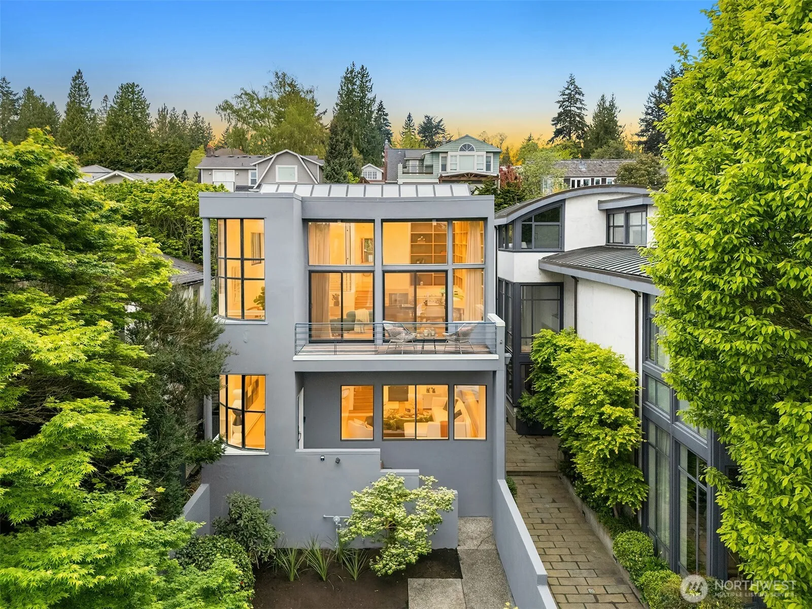 1419 Mcgilvra Boulevard E, Seattle
