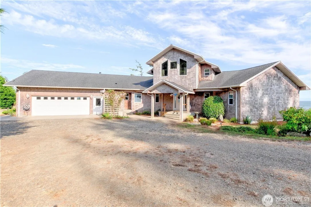 Property photo for 194 Sw Robert Gray Drive, Ilwaco