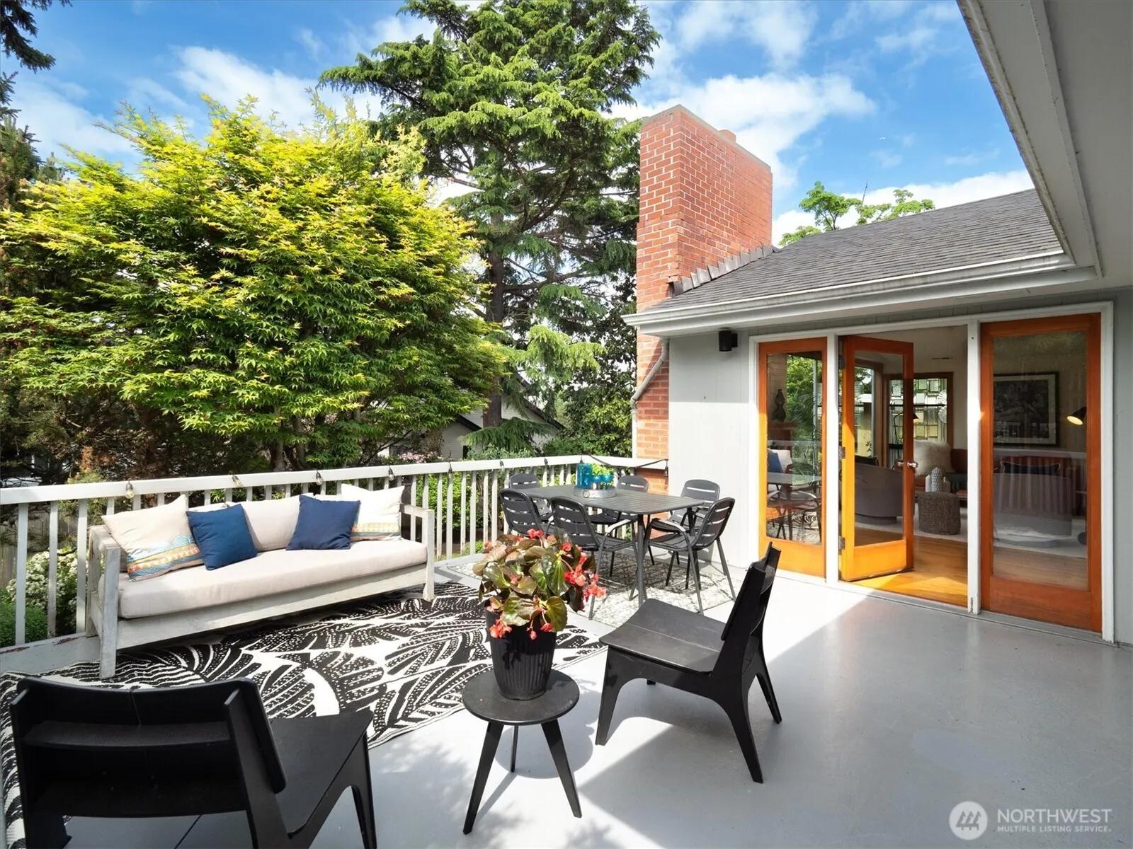 Property photo for 6420 Ne 60th Street, Seattle photo 3