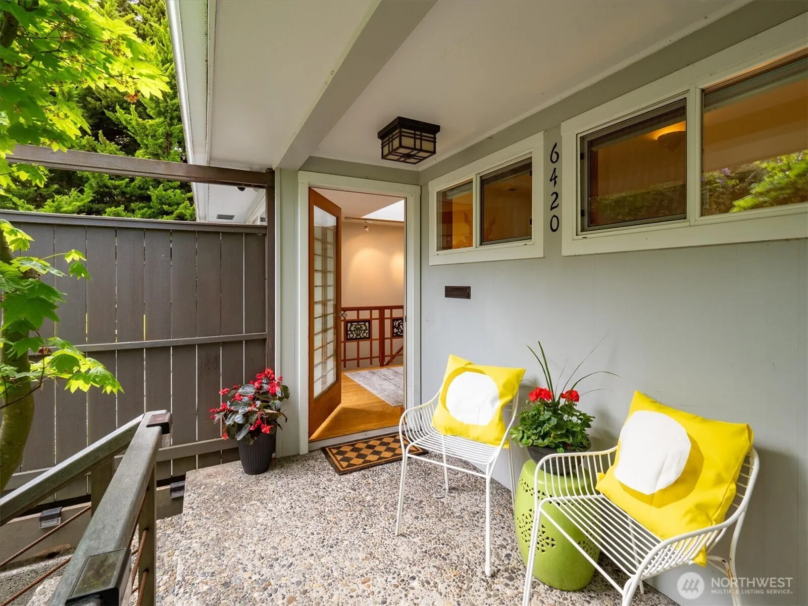 Property photo for 6420 Ne 60th Street, Seattle photo 4
