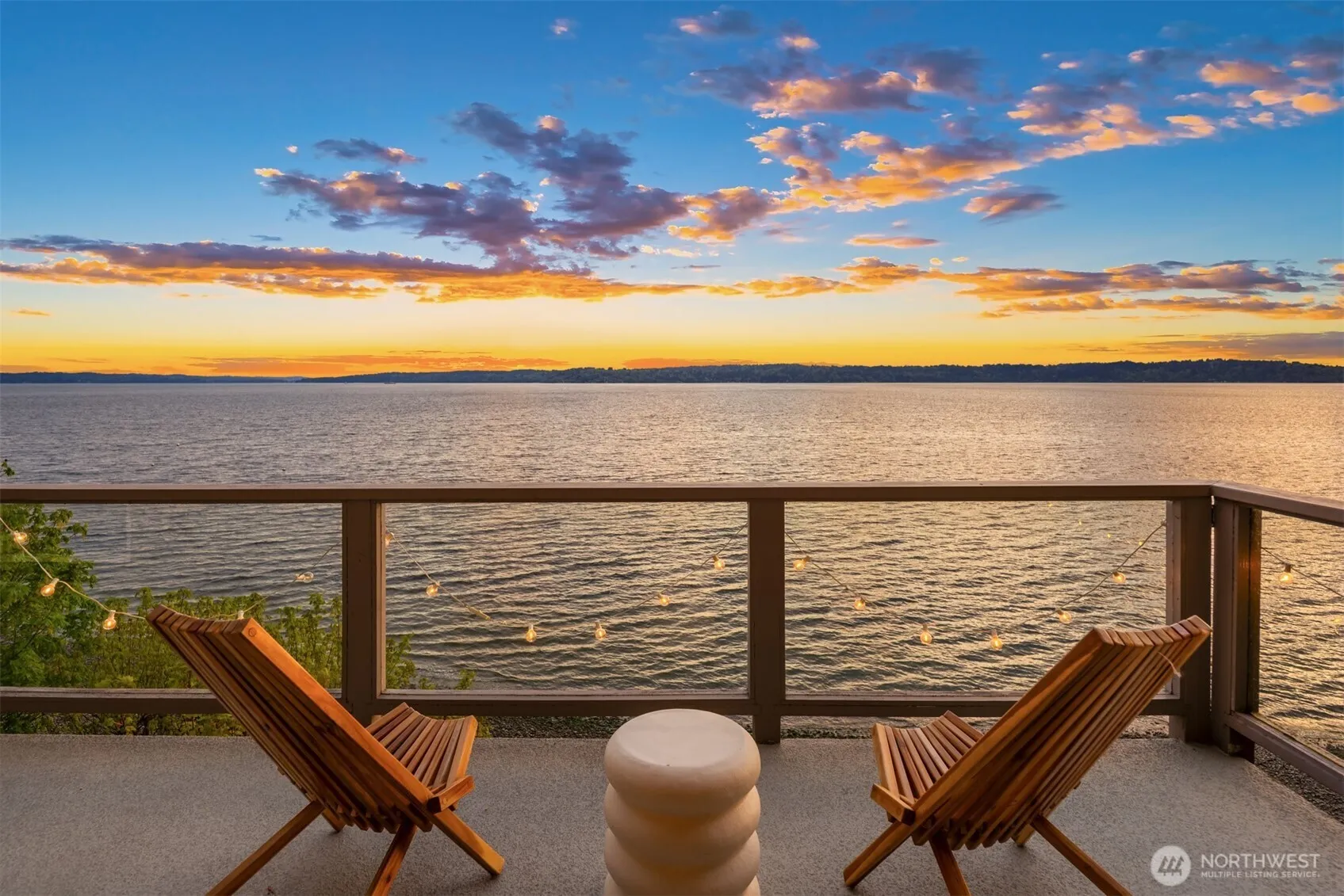 Property photo for 10835 Arroyo Beach Place Sw, Seattle