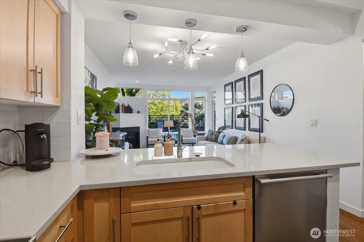 Property photo for 211 Kirkland Avenue #204, Kirkland photo 5