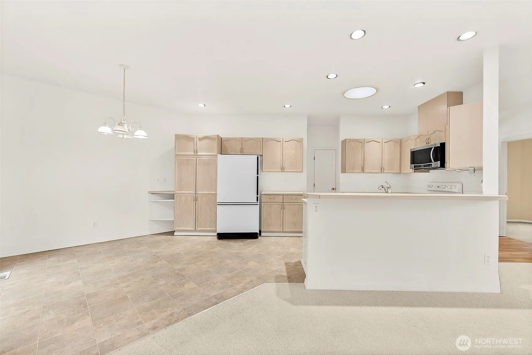 Property photo for 8816 71st Street Ct Sw, Lakewood photo 2