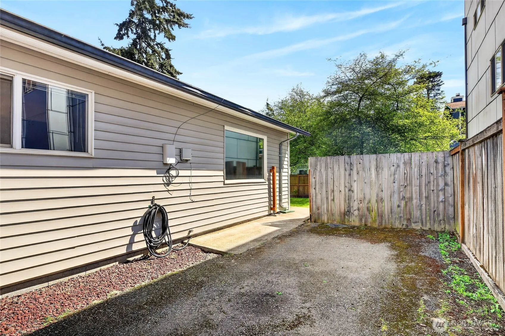 Property photo for 2827 Sw Nevada Street, Seattle photo 4