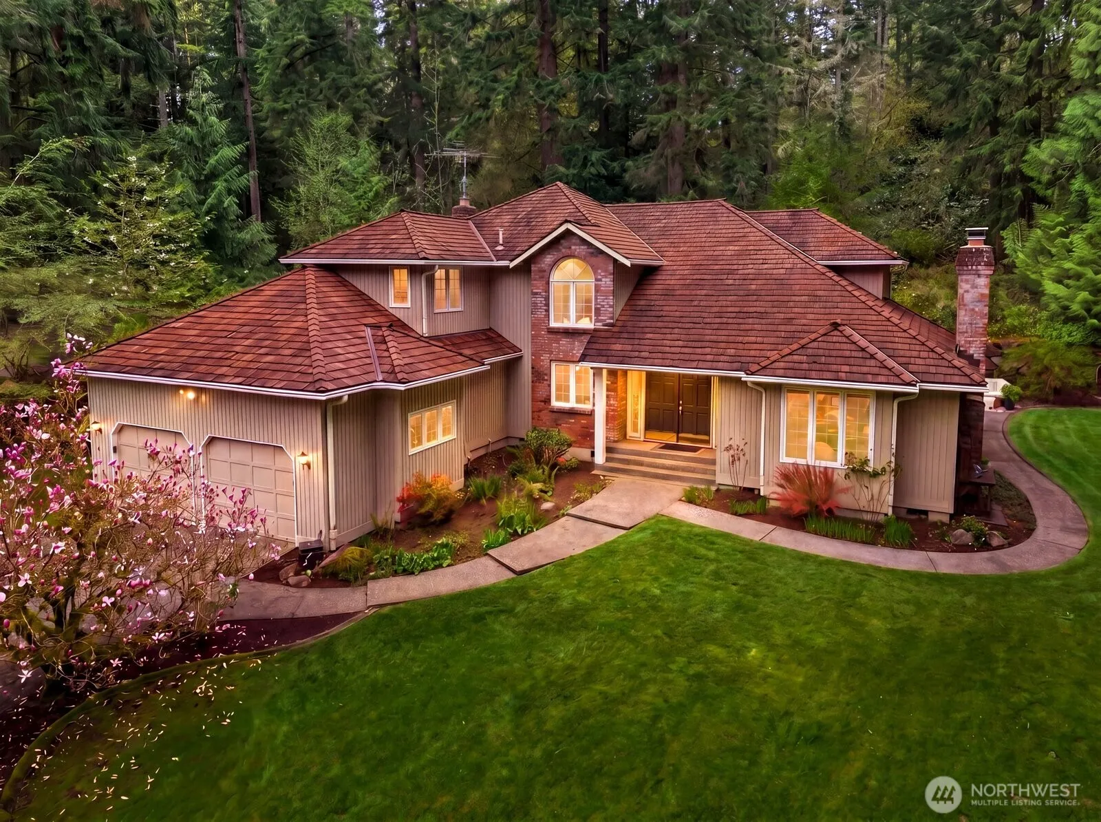 Property photo for 20026 190th Avenue Ne, Woodinville photo 2