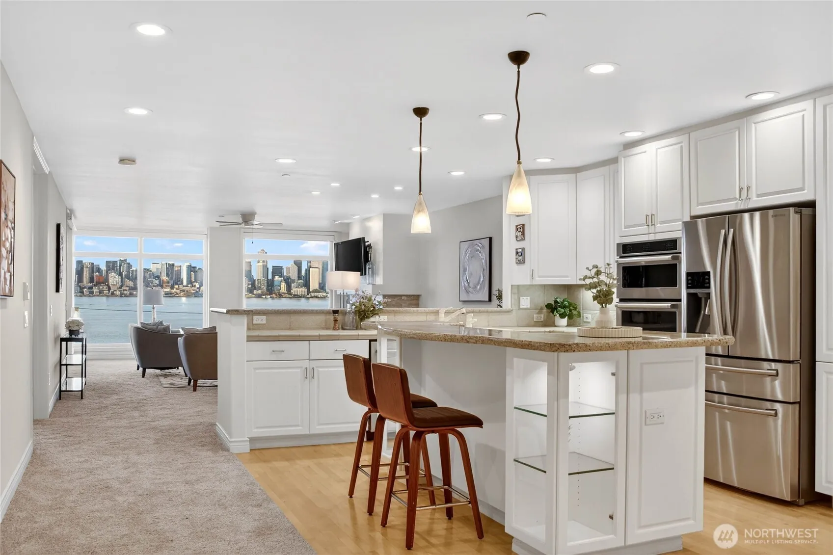 Property photo for 1661 Harbor Avenue Sw #301, Seattle photo 3