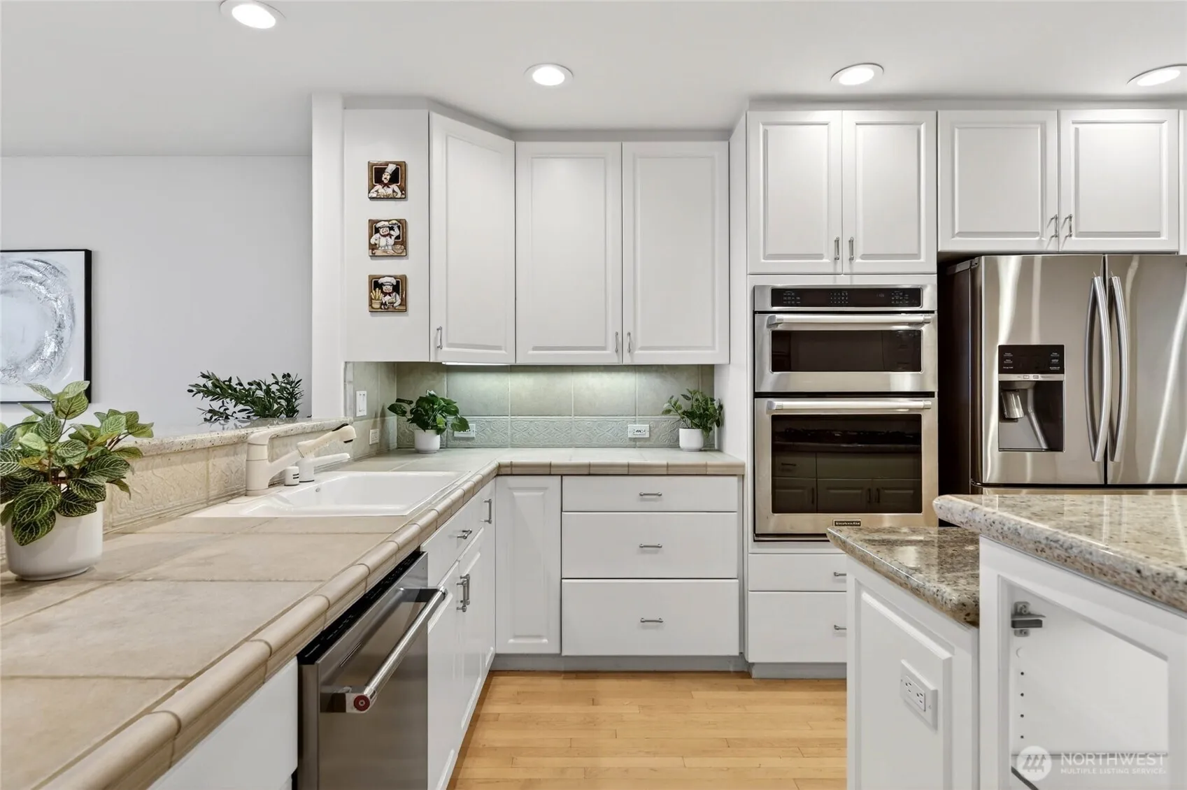Property photo for 1661 Harbor Avenue Sw #301, Seattle photo 5