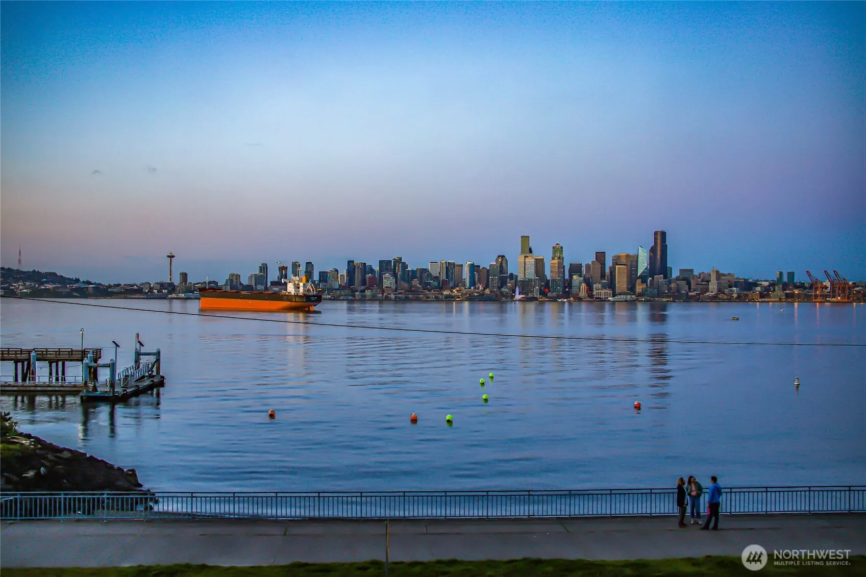 Property photo for 1661 Harbor Avenue Sw #301, Seattle photo 2