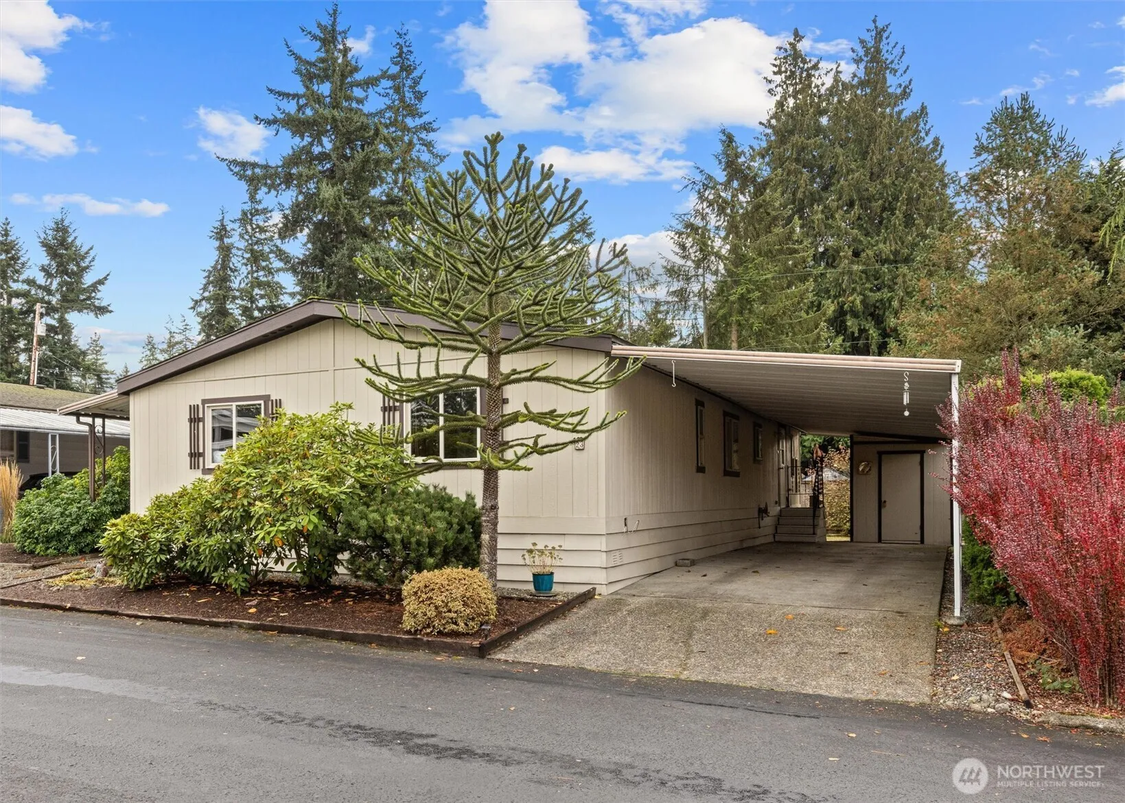 Property photo for 620 112th Street Se, Everett photo 2