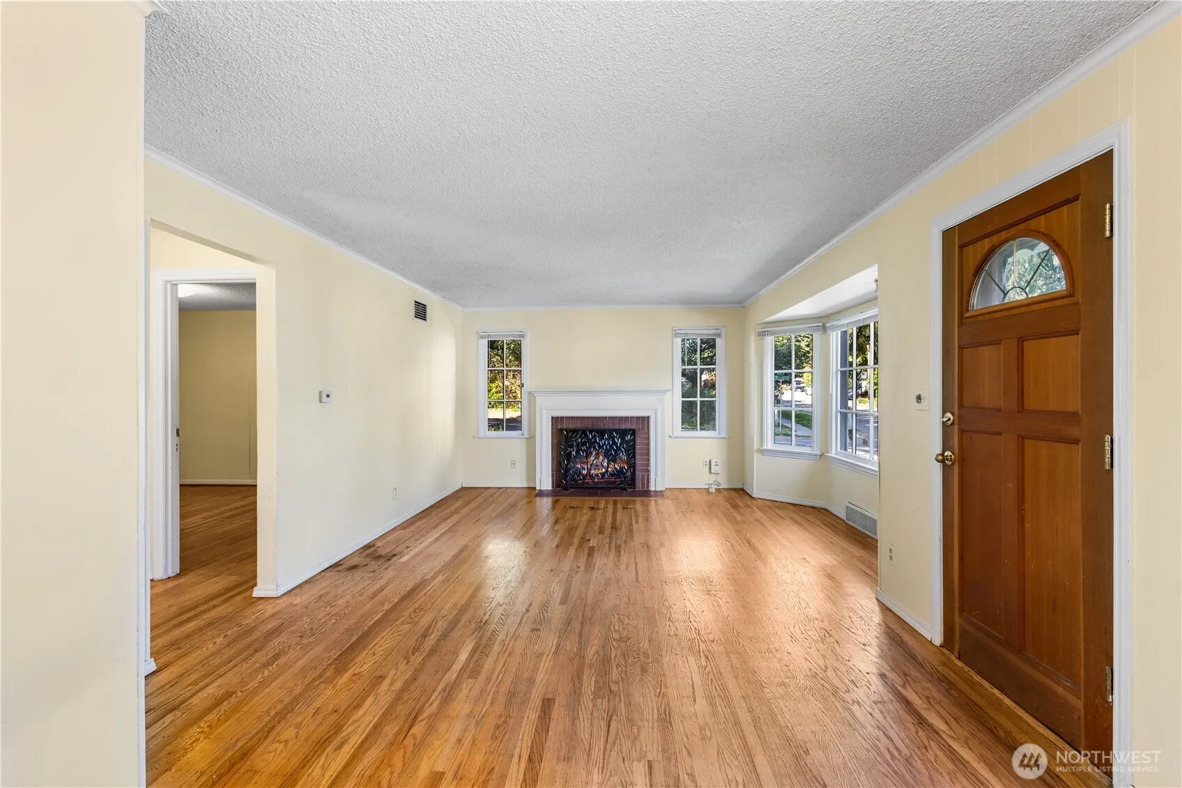 Property photo for 2701 Ne 90th Street, Seattle photo 2