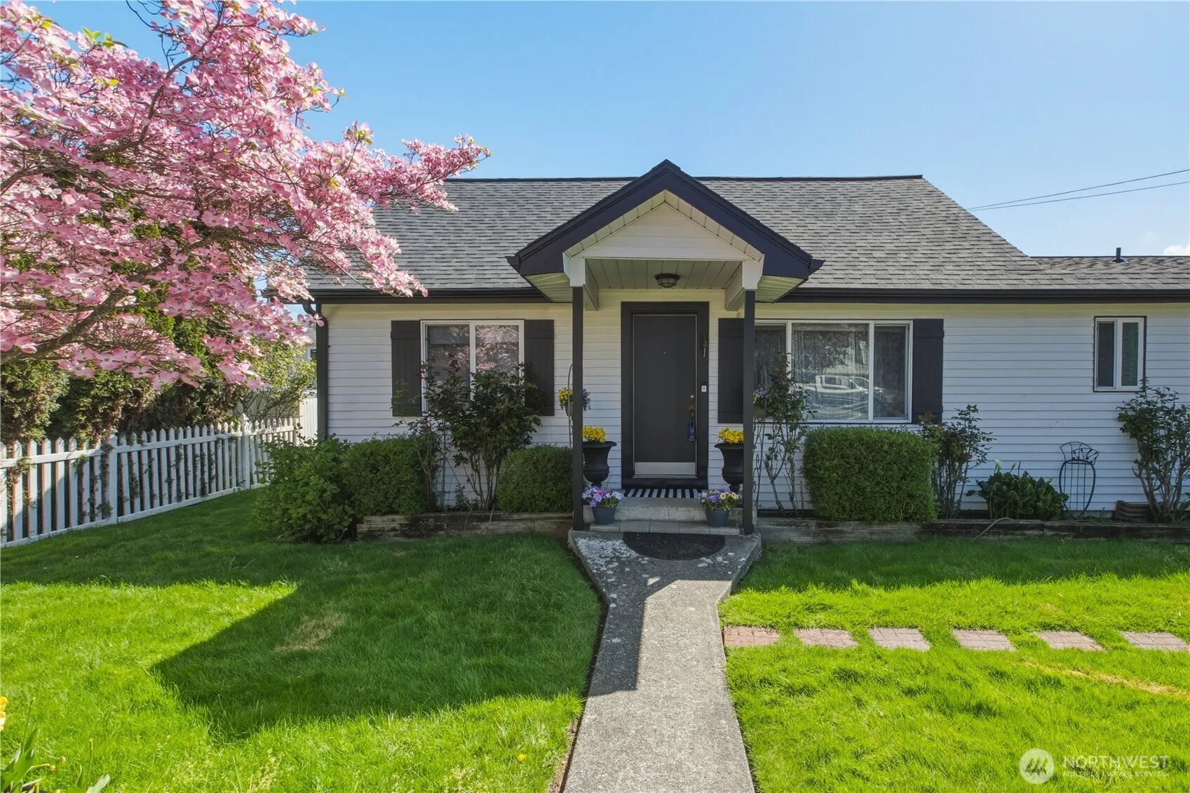 Property photo for 322 Milwaukee Boulevard S, Algona