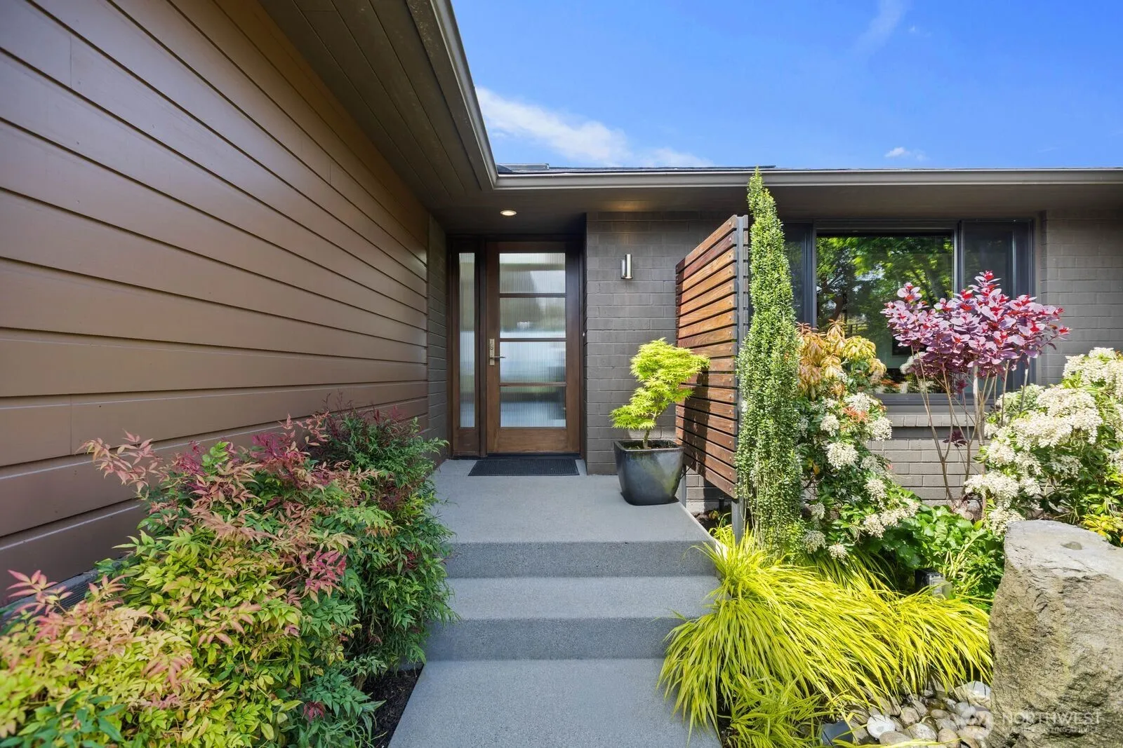 Property photo for 8809 42nd Avenue Sw, Seattle photo 3