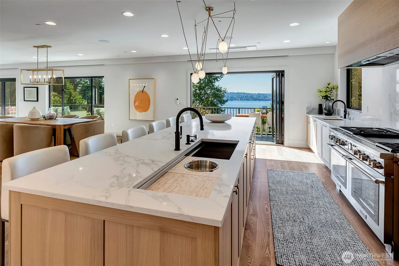 Property photo for 6950 Se Maker Street, Mercer Island photo 4