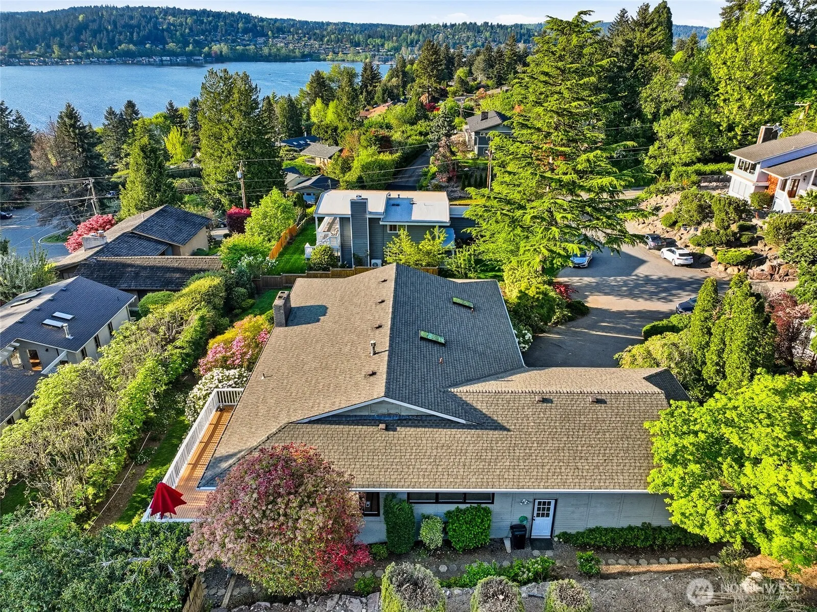 Property photo for 15419 62nd Avenue Ne, Kenmore