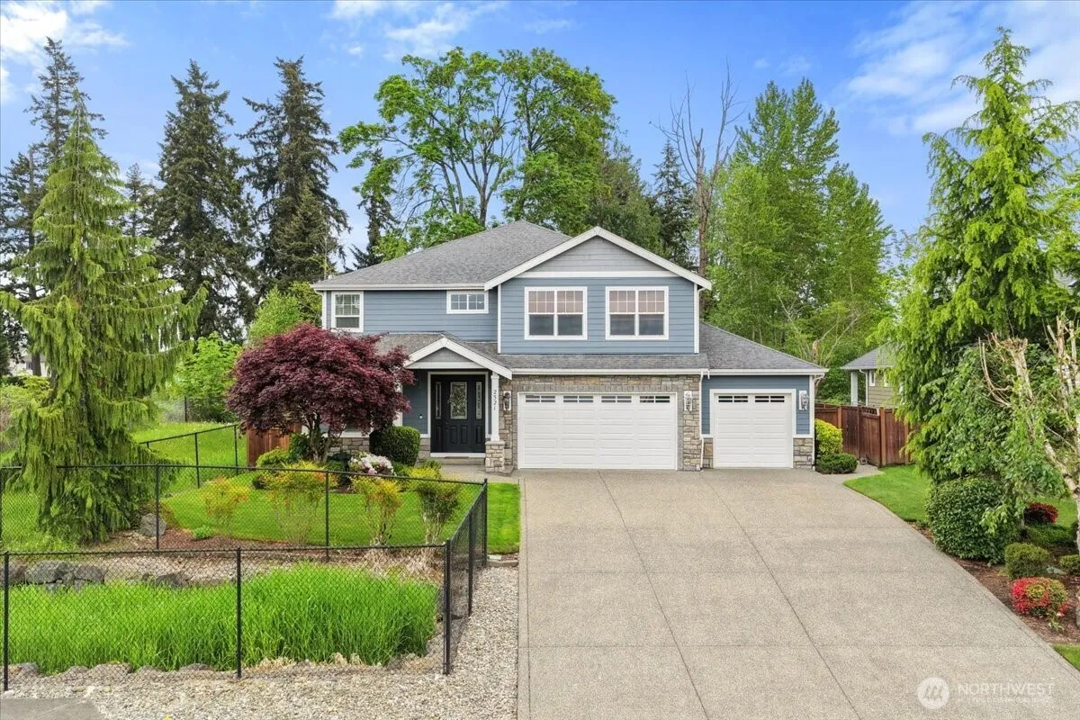 Property photo for 2321 Alder Street, Milton