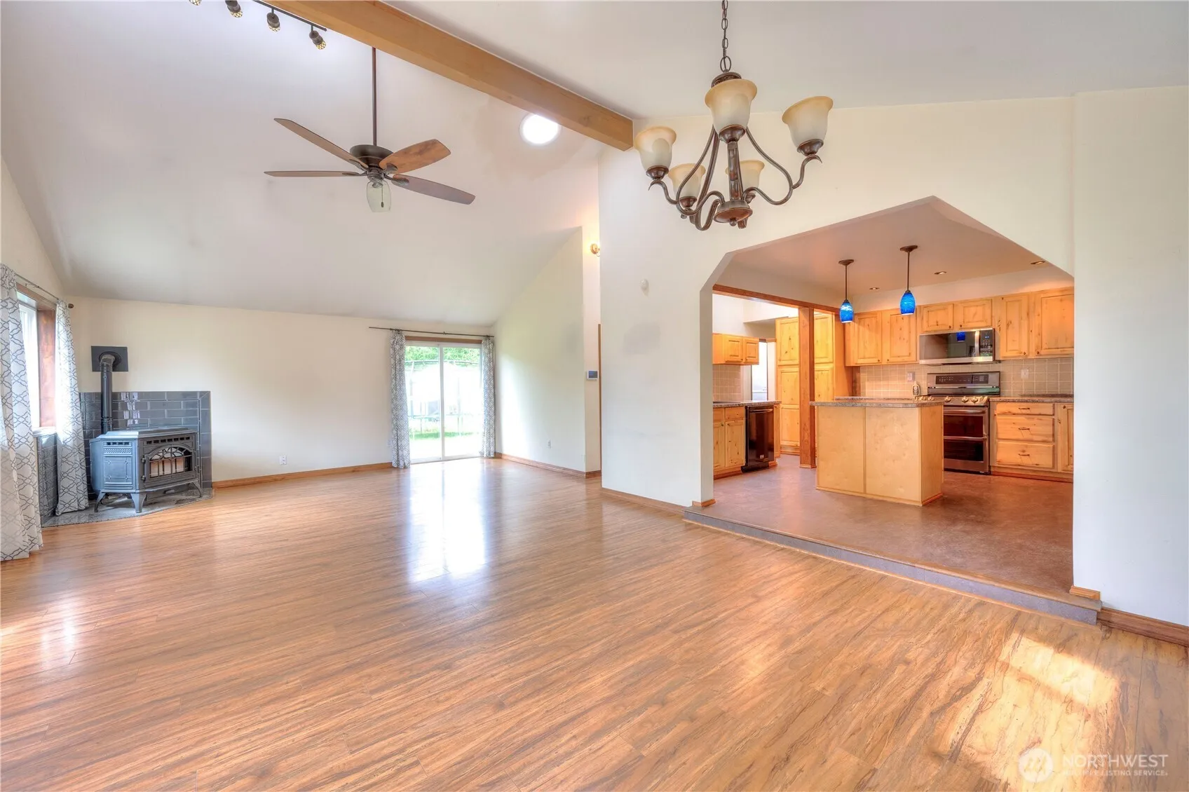 Property photo for 8325 Spurgeon Creek Road Se, Olympia photo 5