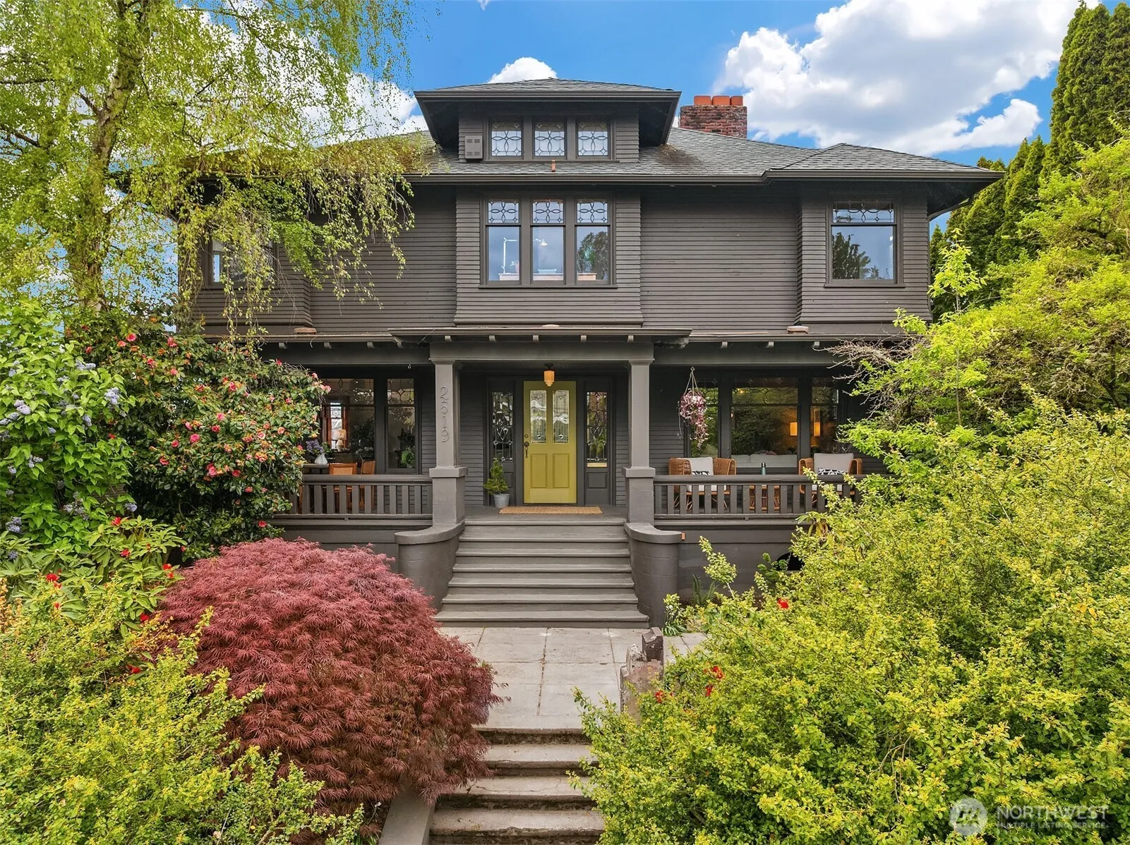 Property photo for 2519 31st Avenue S, Seattle