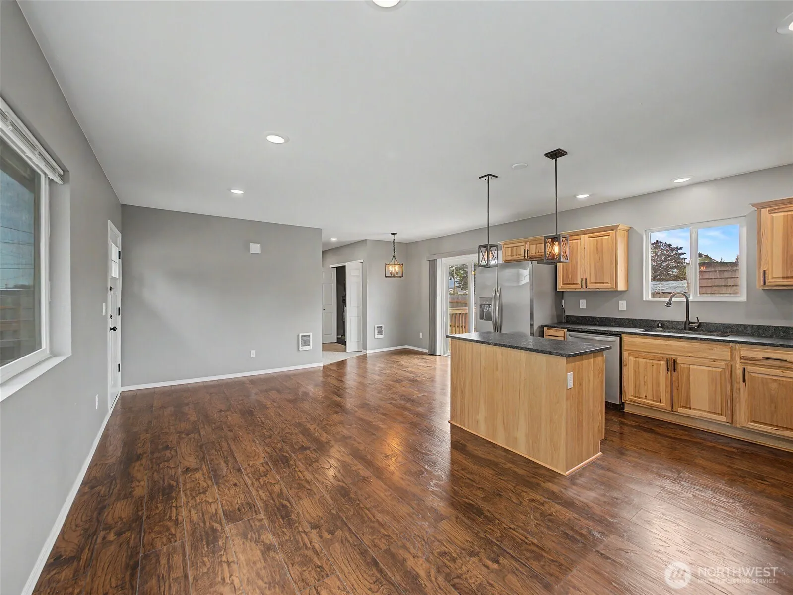 Property photo for 43622 228th Avenue Se, Enumclaw photo 4