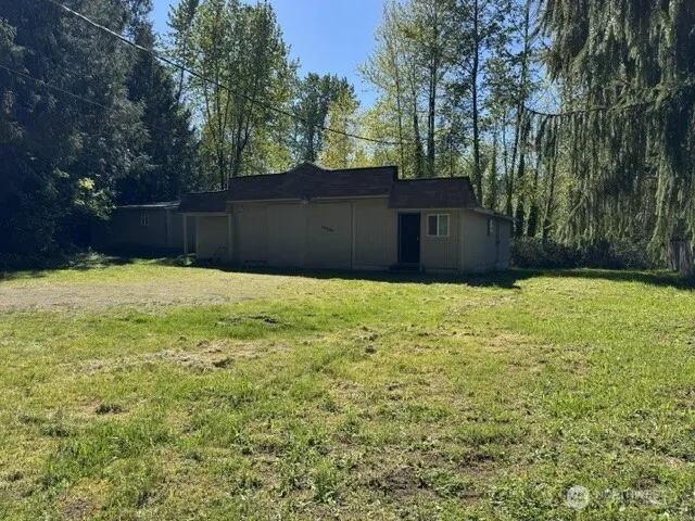 Property photo for 13908 50th Avenue E, Tacoma photo 2
