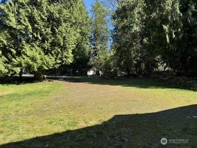 Property photo for 13908 50th Avenue E, Tacoma photo 3