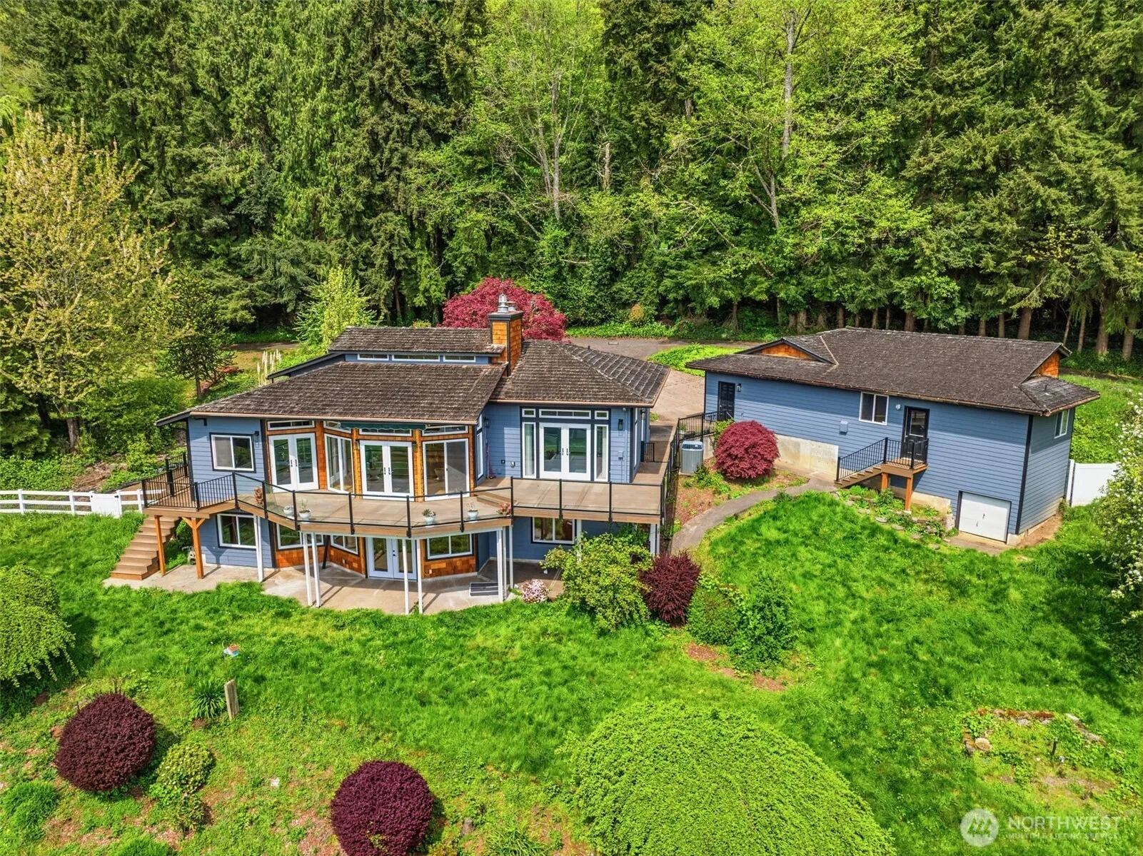 Property photo for 16 Little Cape Horn Road, Cathlamet