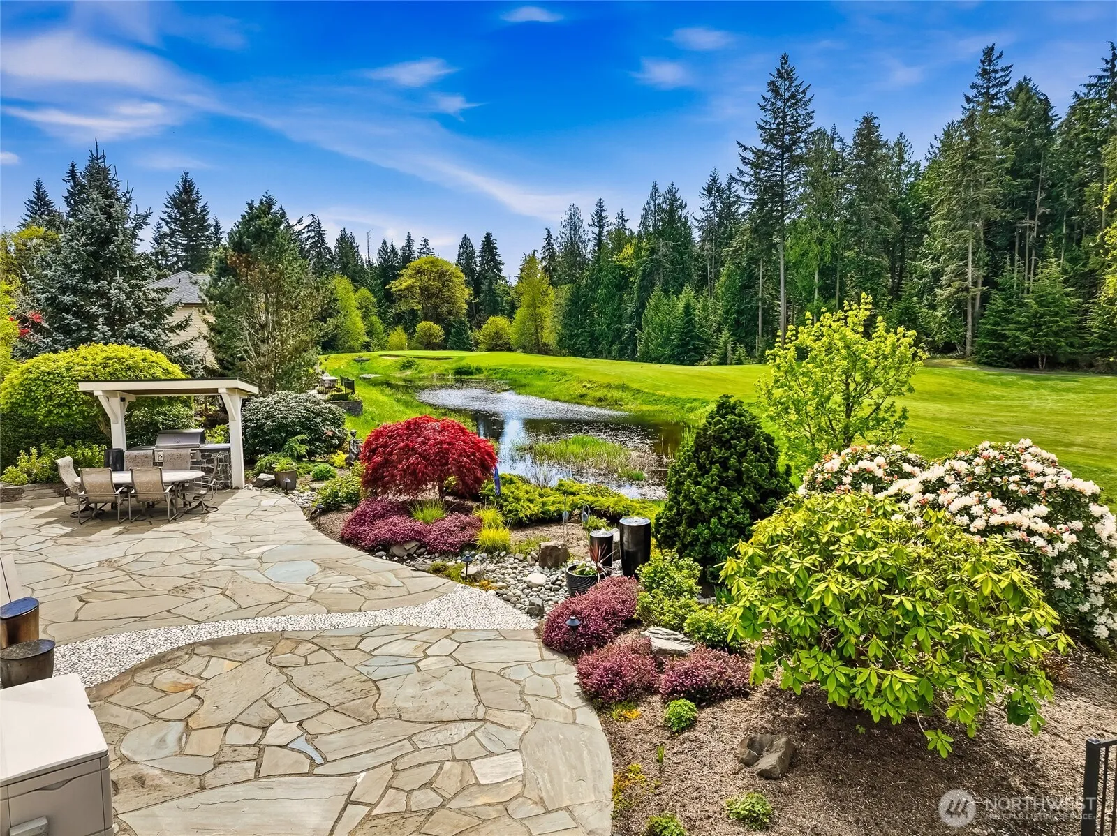 24035 Ne Adair Road, Redmond
