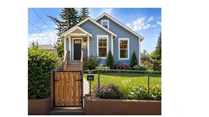 Property photo for 816 S Chelan Avenue, Wenatchee