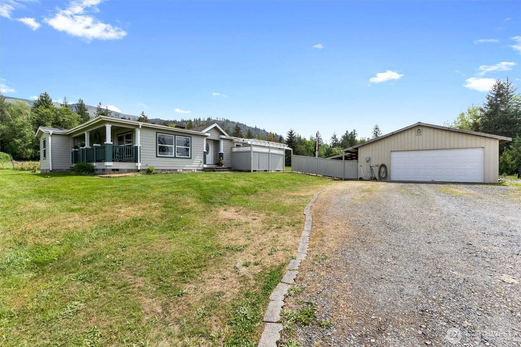 Property photo for 6896 Goodwin Rd, Everson
