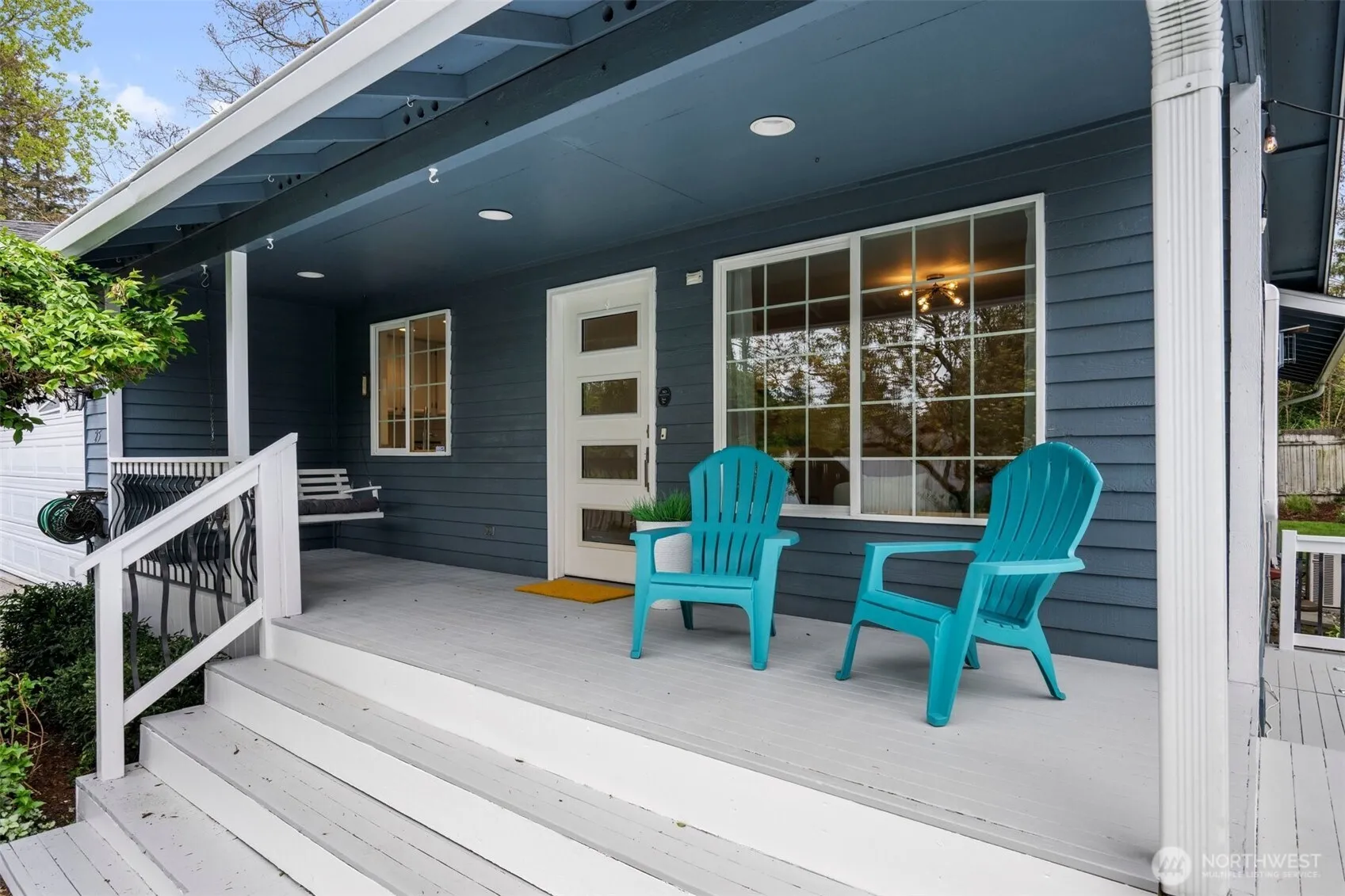 Property photo for 25 E Intercity Avenue, Everett photo 2