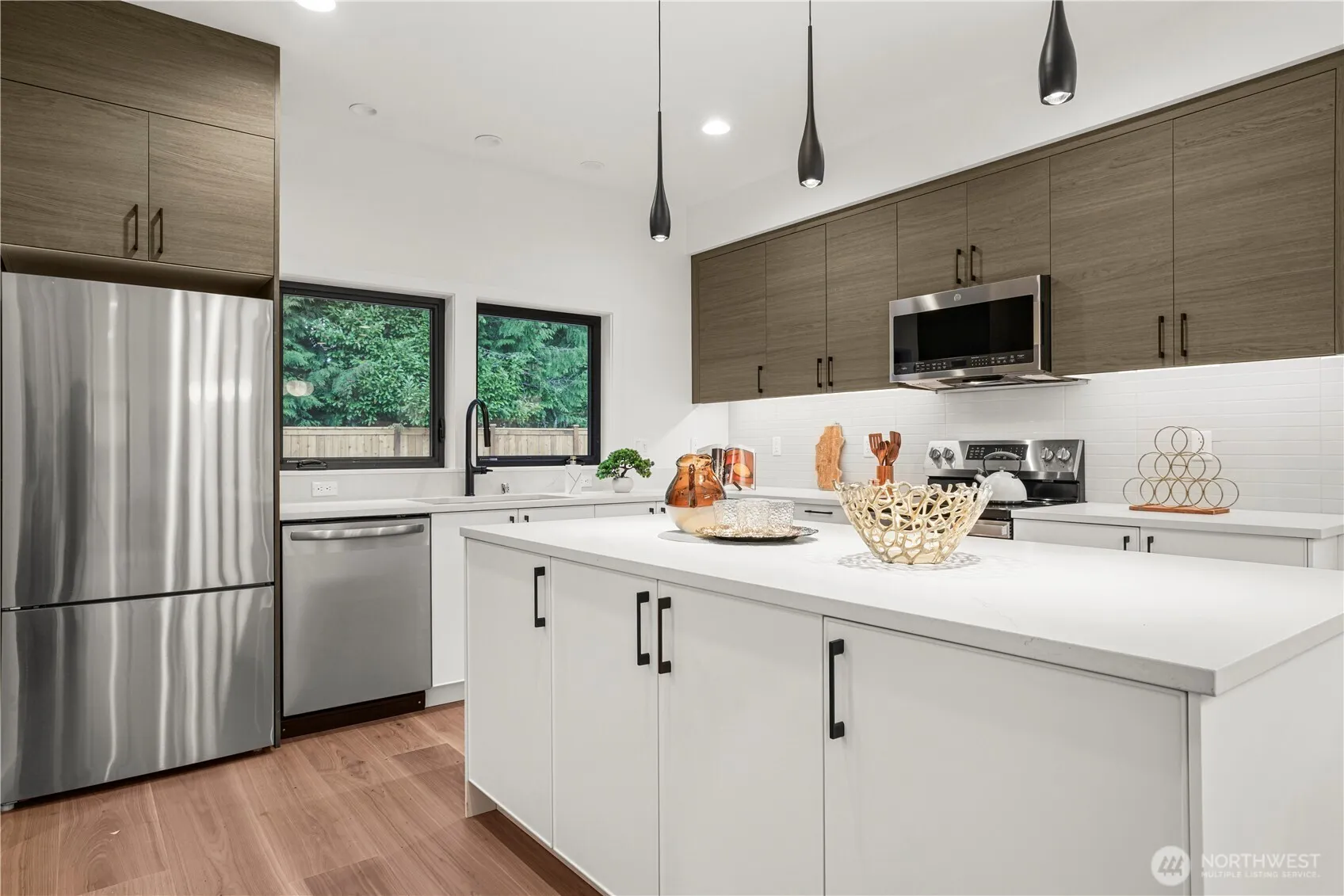Property photo for 13022 Corliss Avenue N #b, Seattle photo 5