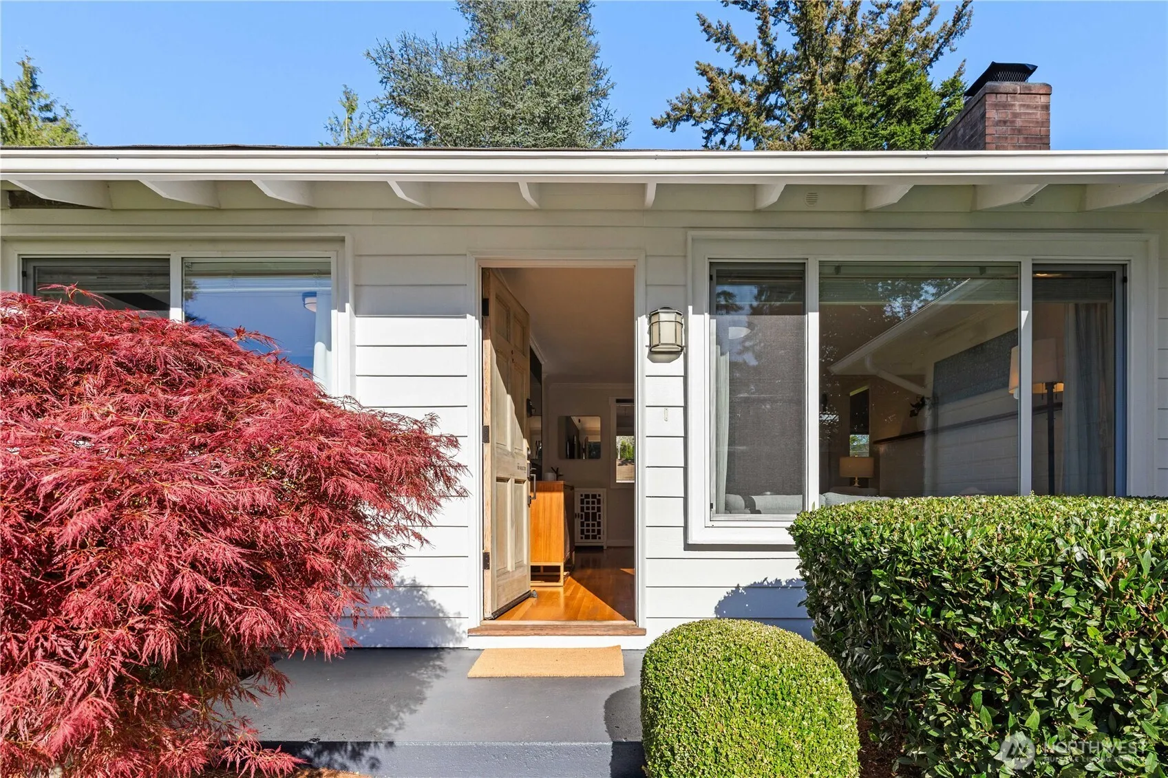 Property photo for 2012 168th Avenue, Bellevue photo 3