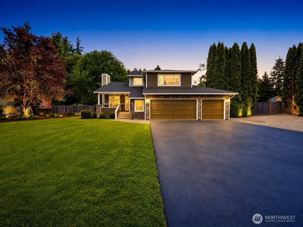 Property photo for 20622 Se 135th Street, Issaquah, WA 98027