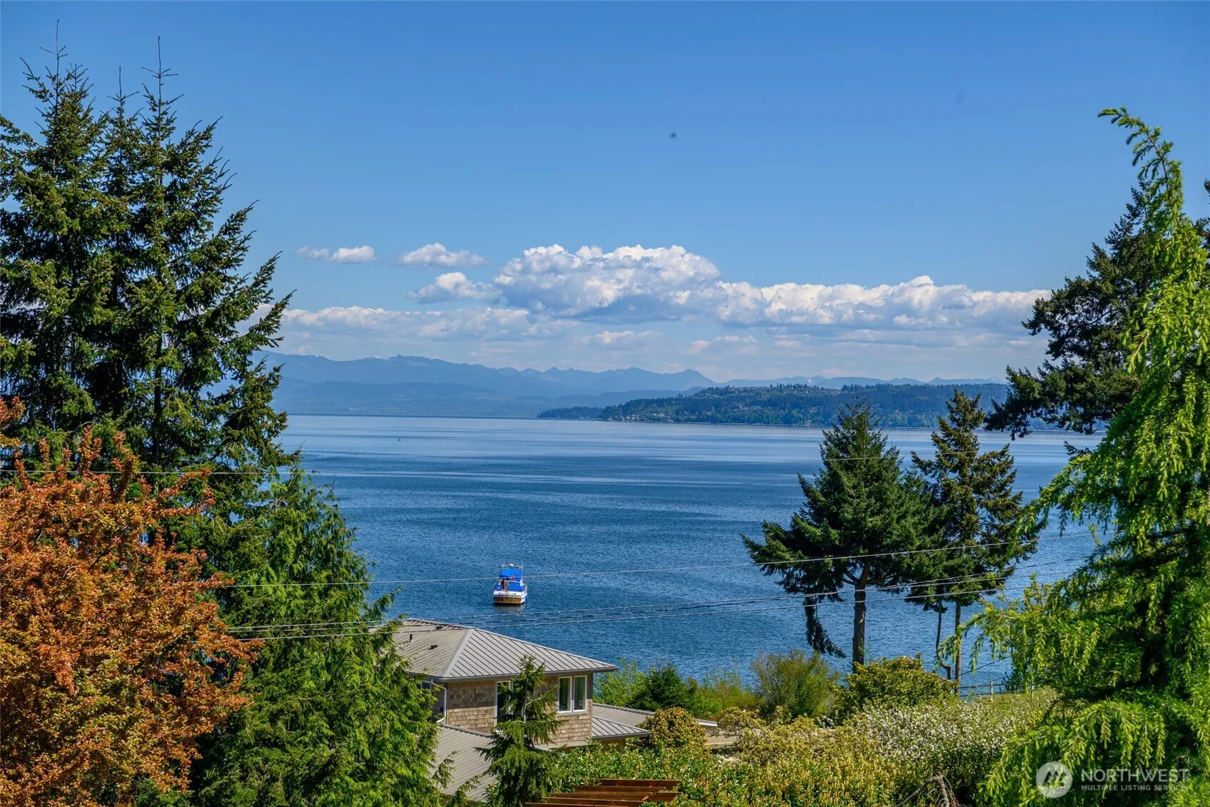Property photo for 315 Marine Drive, Coupeville photo 2
