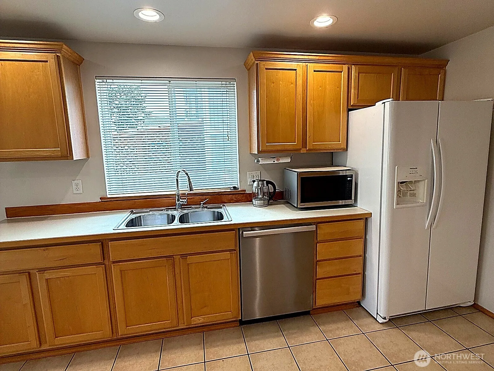 Property photo for 11602 Se 193rd Place, Kent photo 5