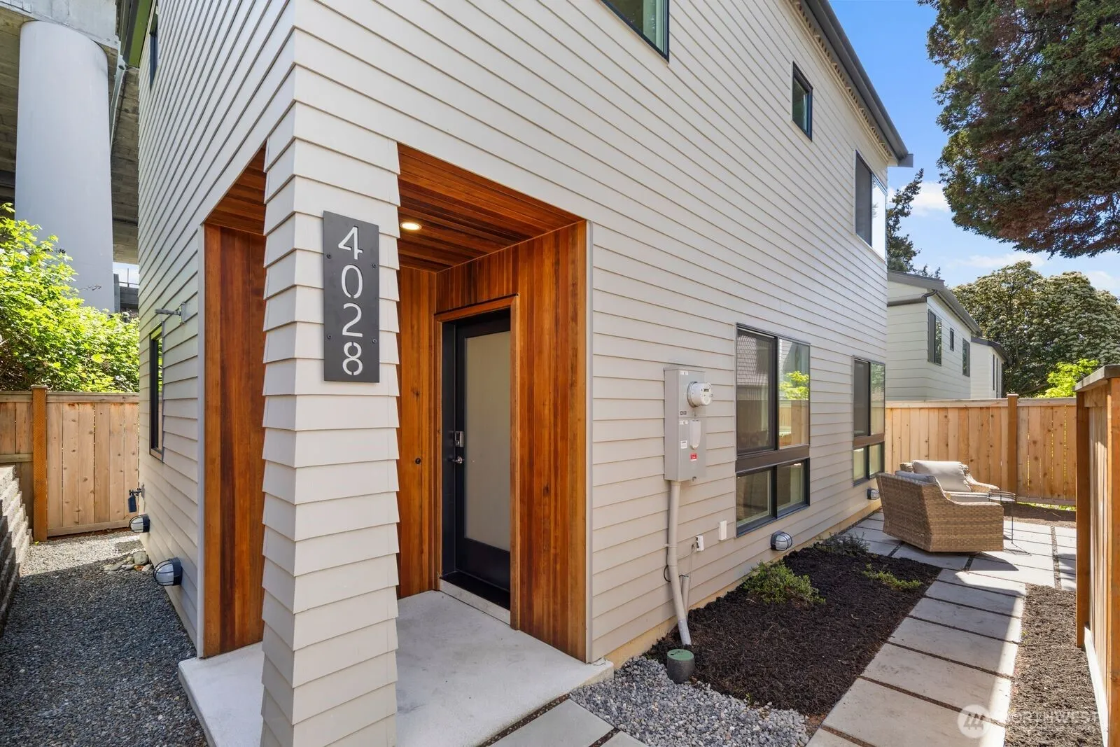 Property photo for 4028 5th Avenue Ne, Seattle